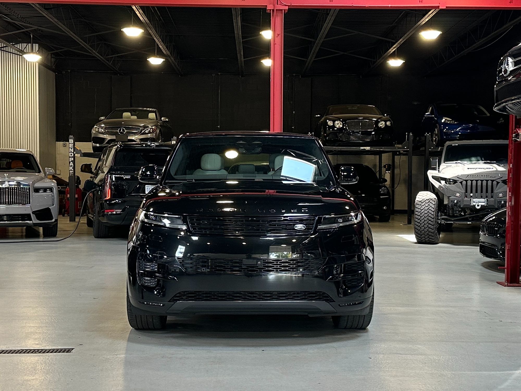 2024 Land Rover Range Rover Sport SE photo 14