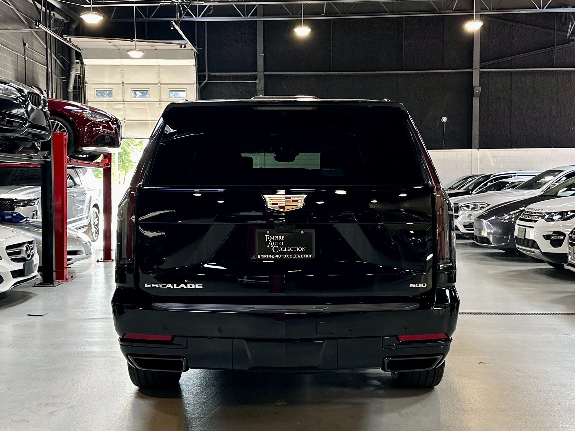 2025 Cadillac Escalade ESV Sport photo 5