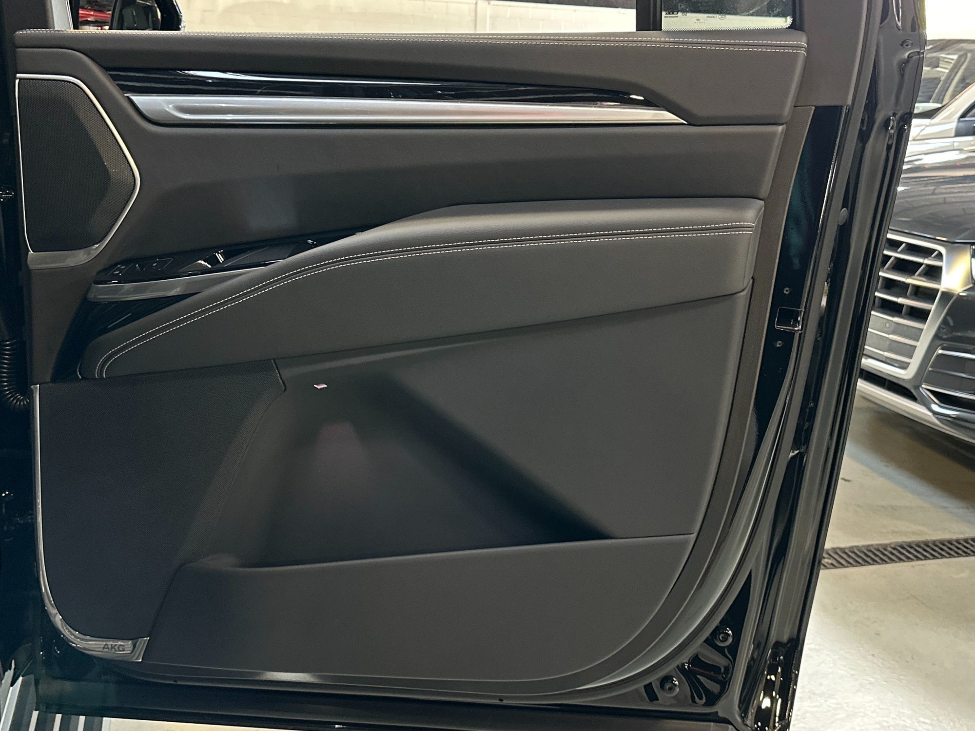 2025 Cadillac Escalade ESV Sport photo 25
