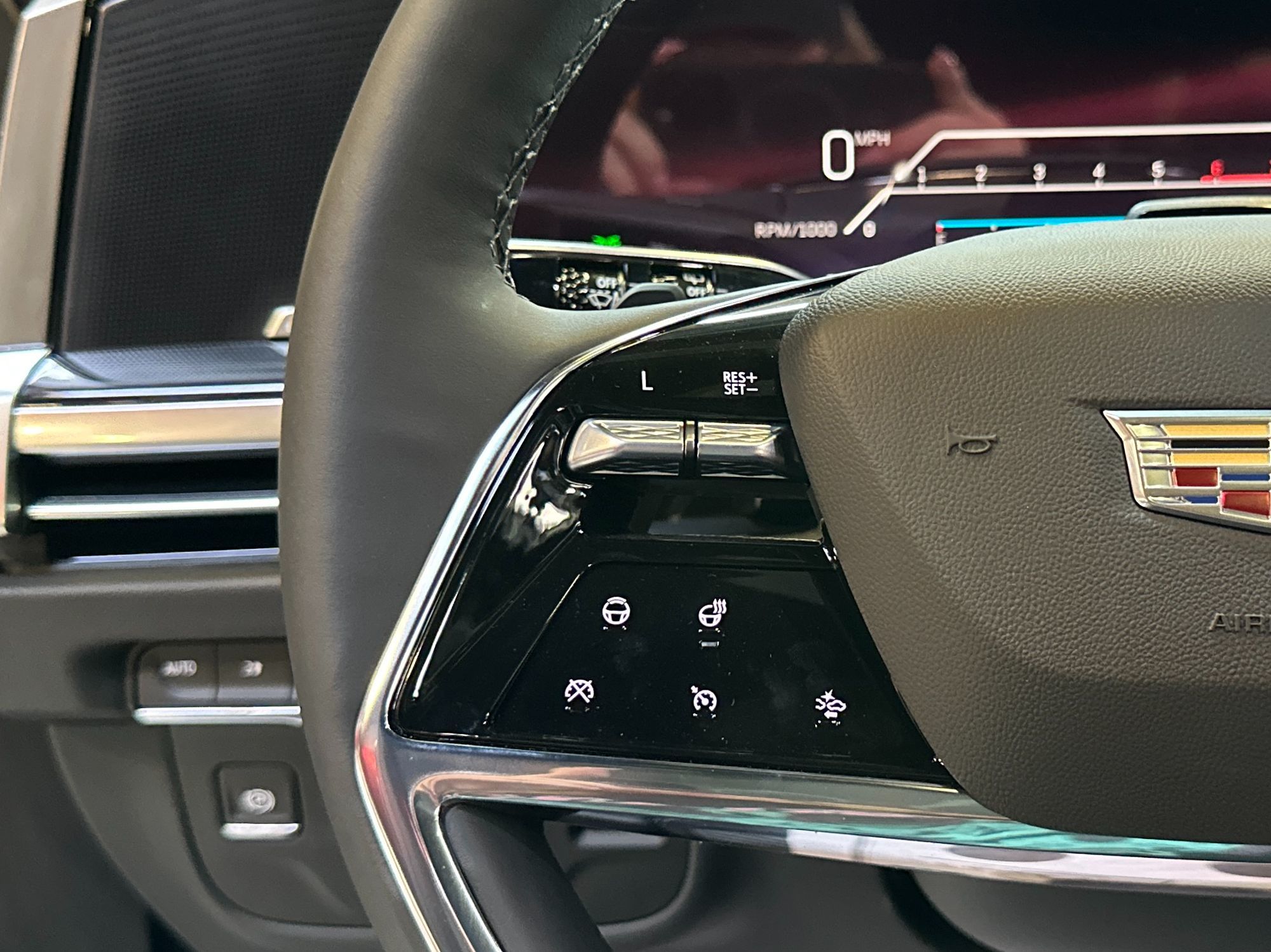2025 Cadillac Escalade ESV Sport photo 18