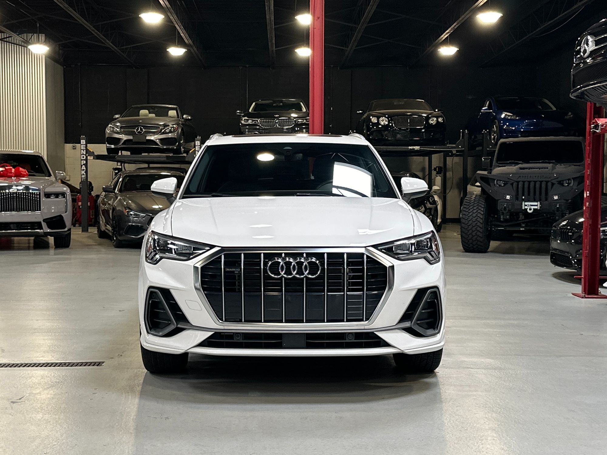 2023 Audi Q3 S line Premium photo 14
