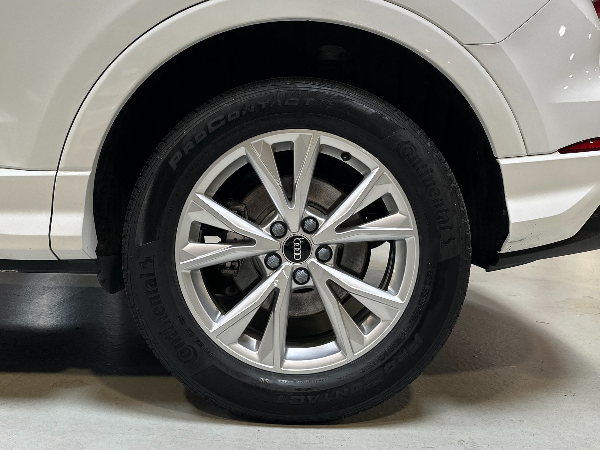 2023 Audi Q3 S line Premium photo 5