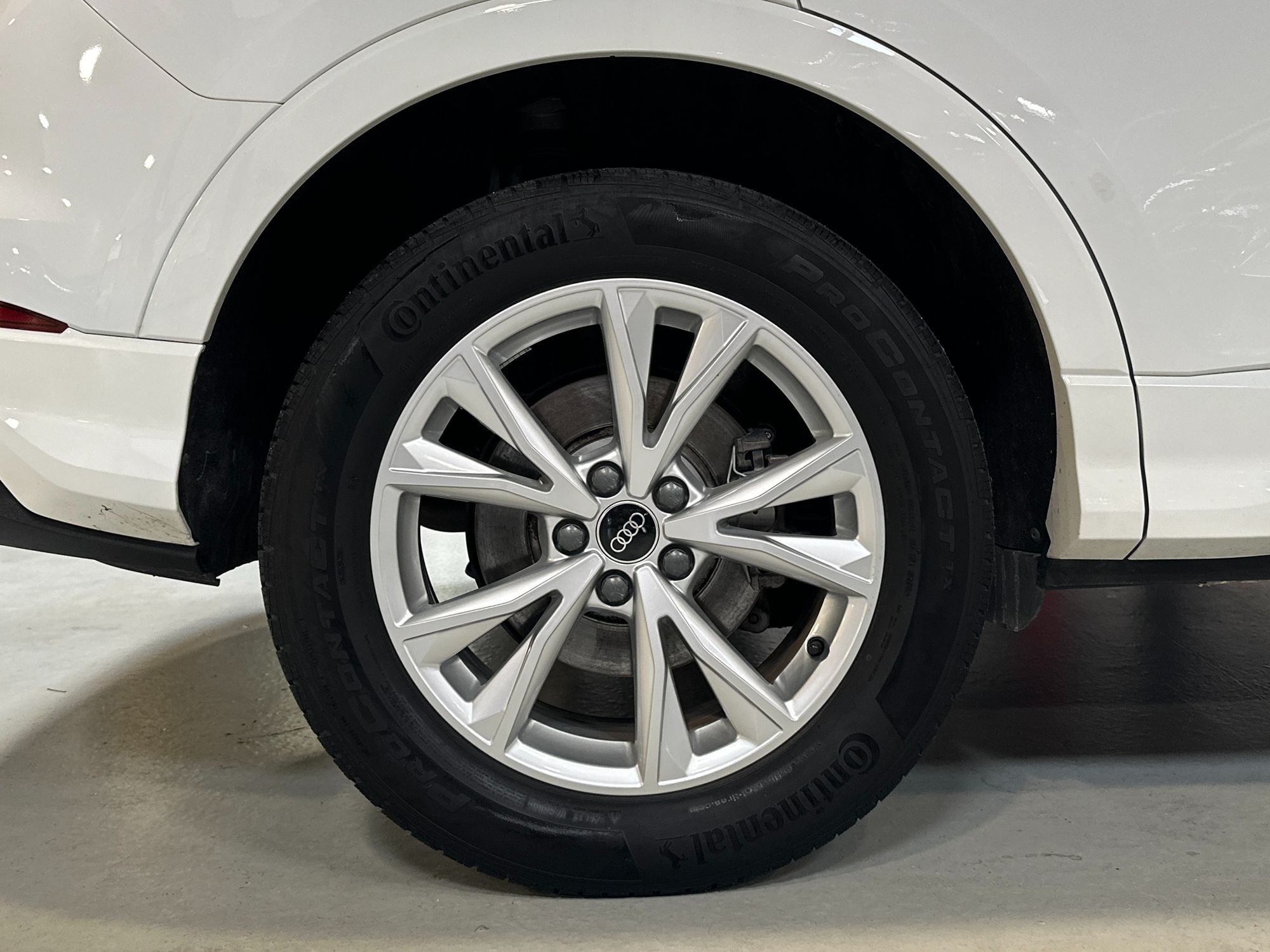 2023 Audi Q3 S line Premium photo 10
