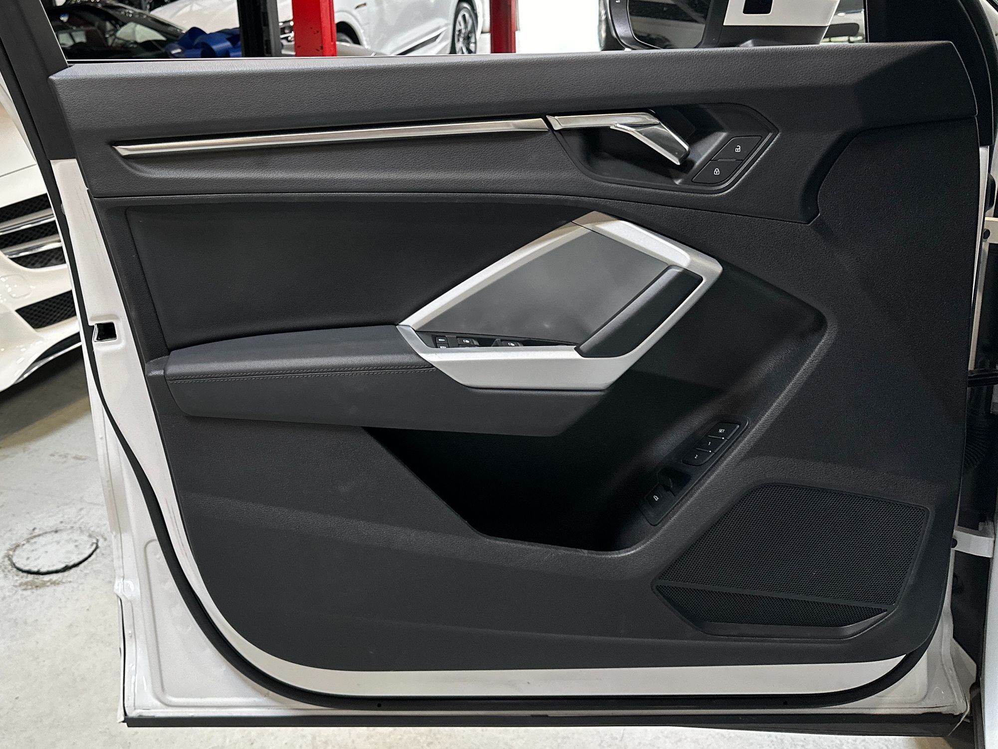 2023 Audi Q3 S line Premium photo 15