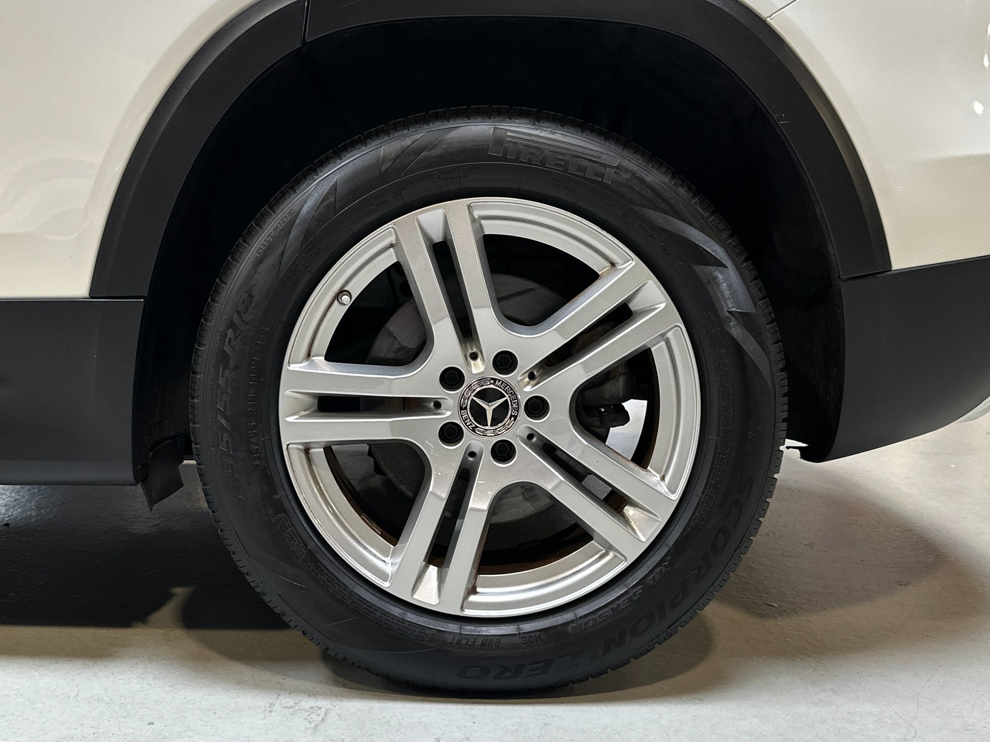 2021 Mercedes Benz GLB 250 4MATIC photo 4