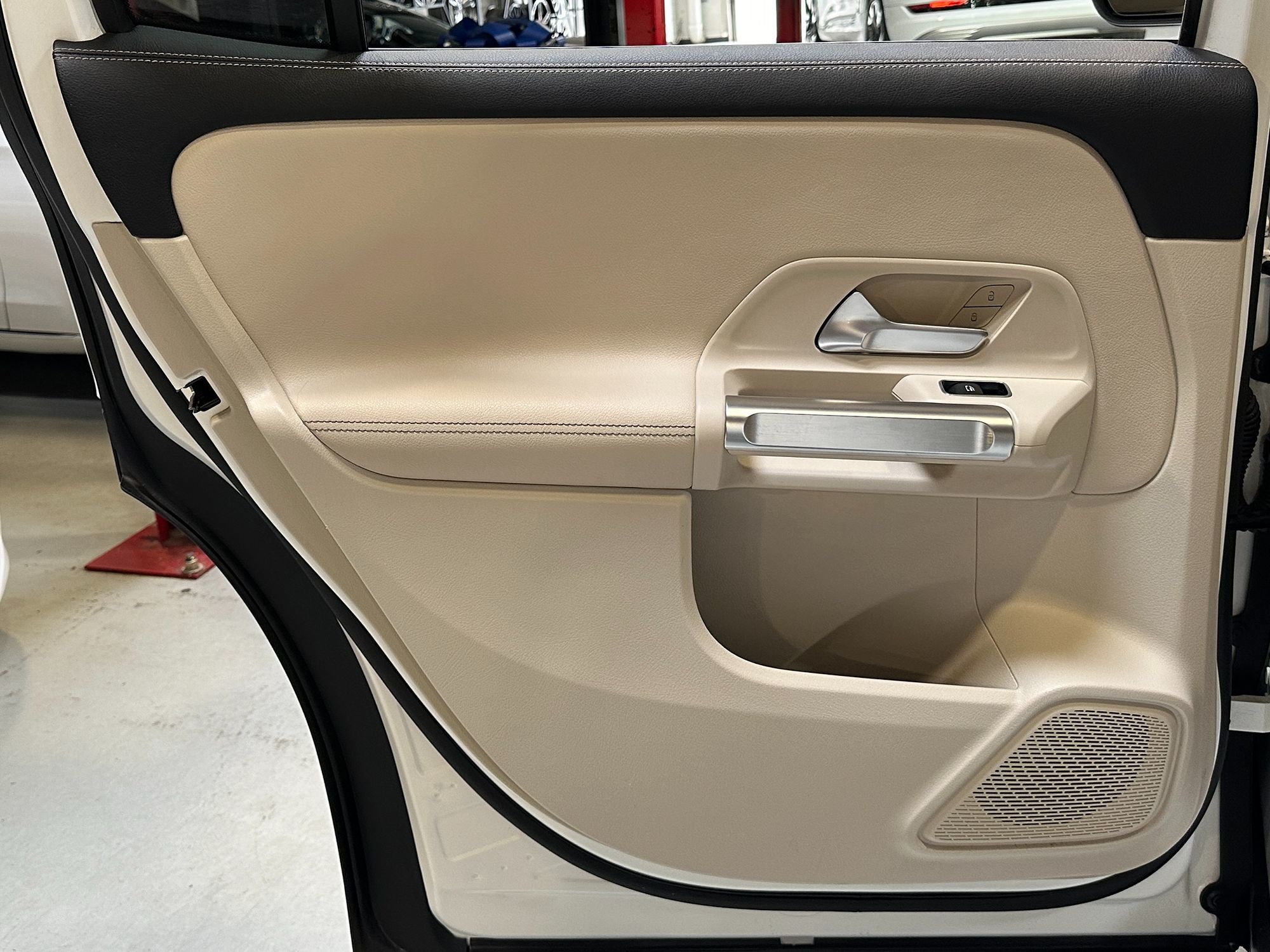 2021 Mercedes Benz GLB 250 4MATIC photo 24