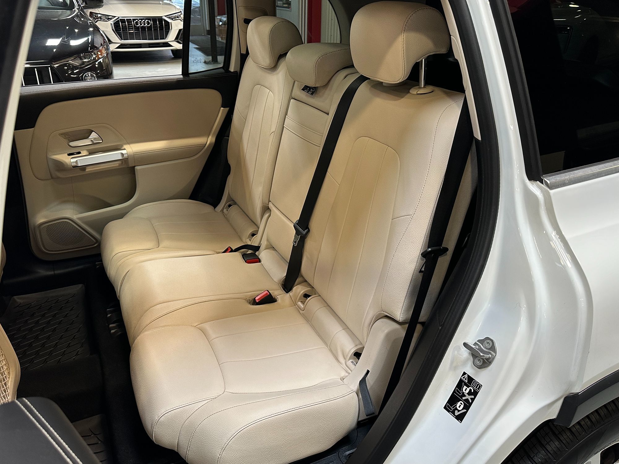 2021 Mercedes Benz GLB 250 4MATIC photo 25