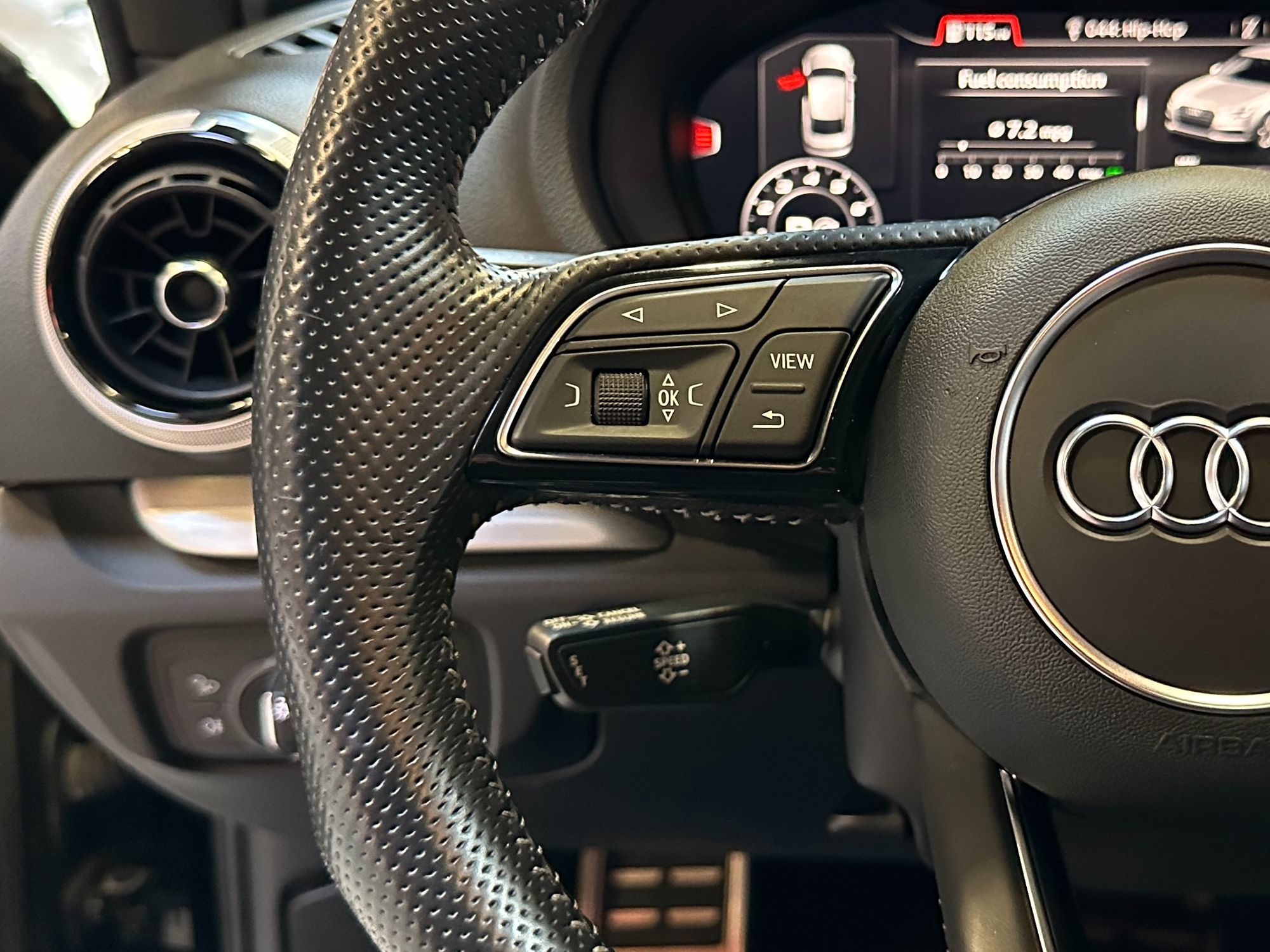 2017 Audi S3 Premium Plus photo 18