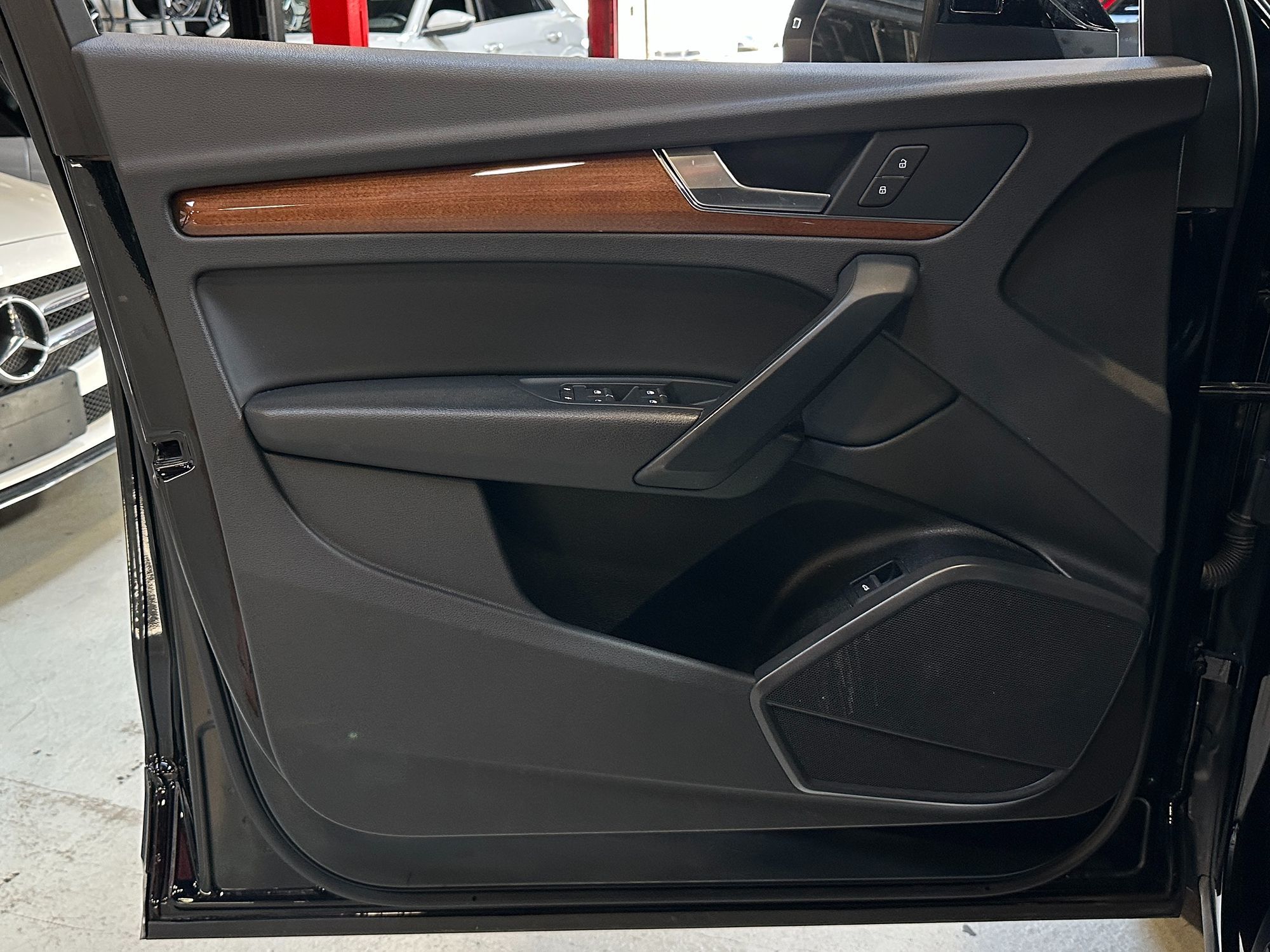 2021 Audi Q5 Premium photo 14