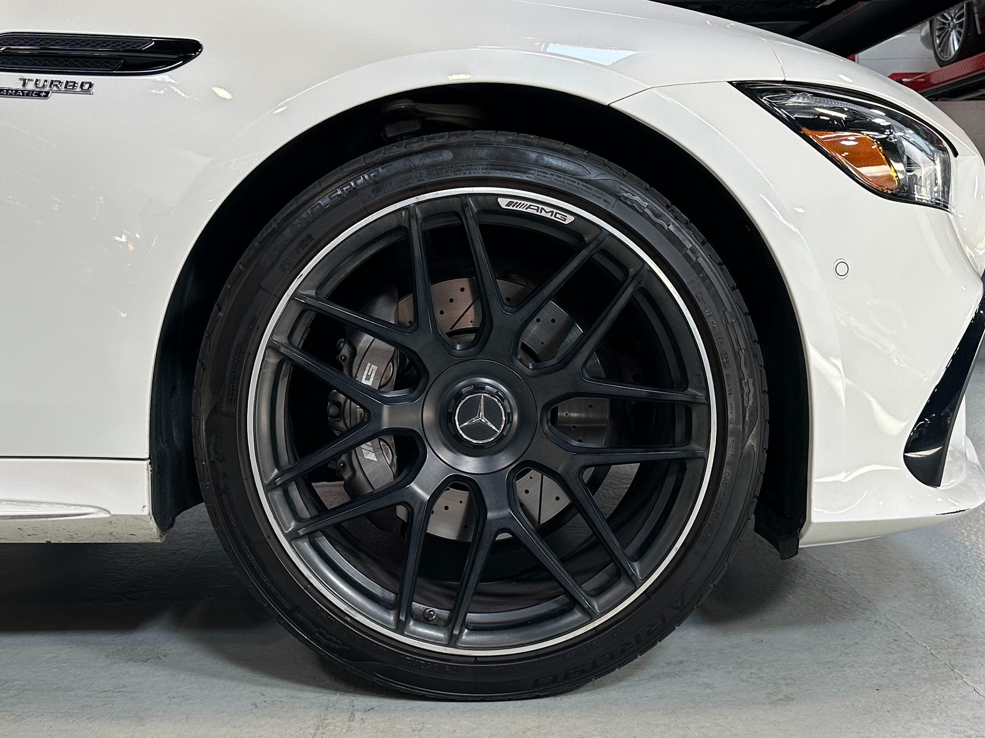 2021 Mercedes Benz AMG GT photo 12
