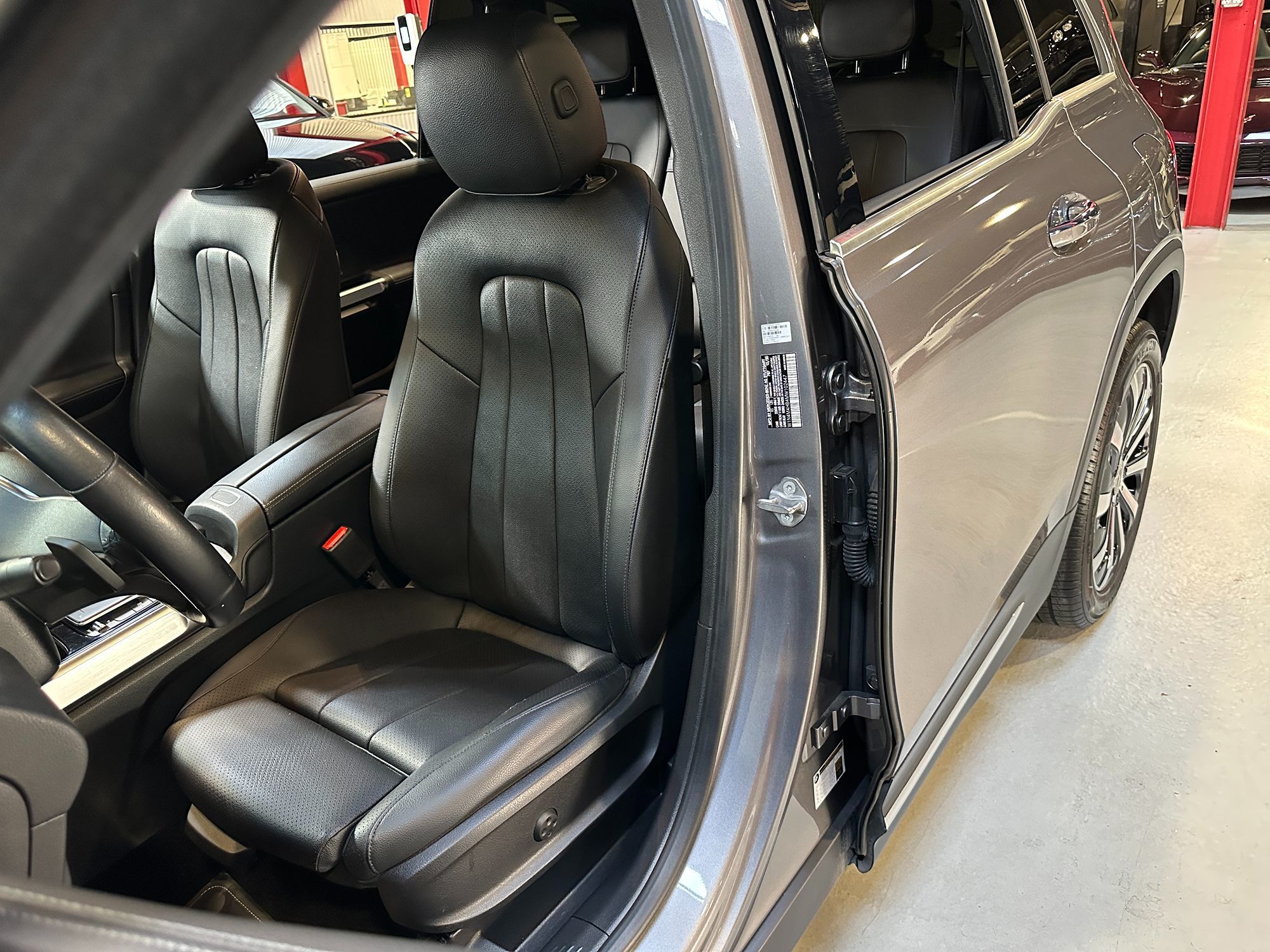 2021 Mercedes Benz GLB 250 4MATIC photo 14