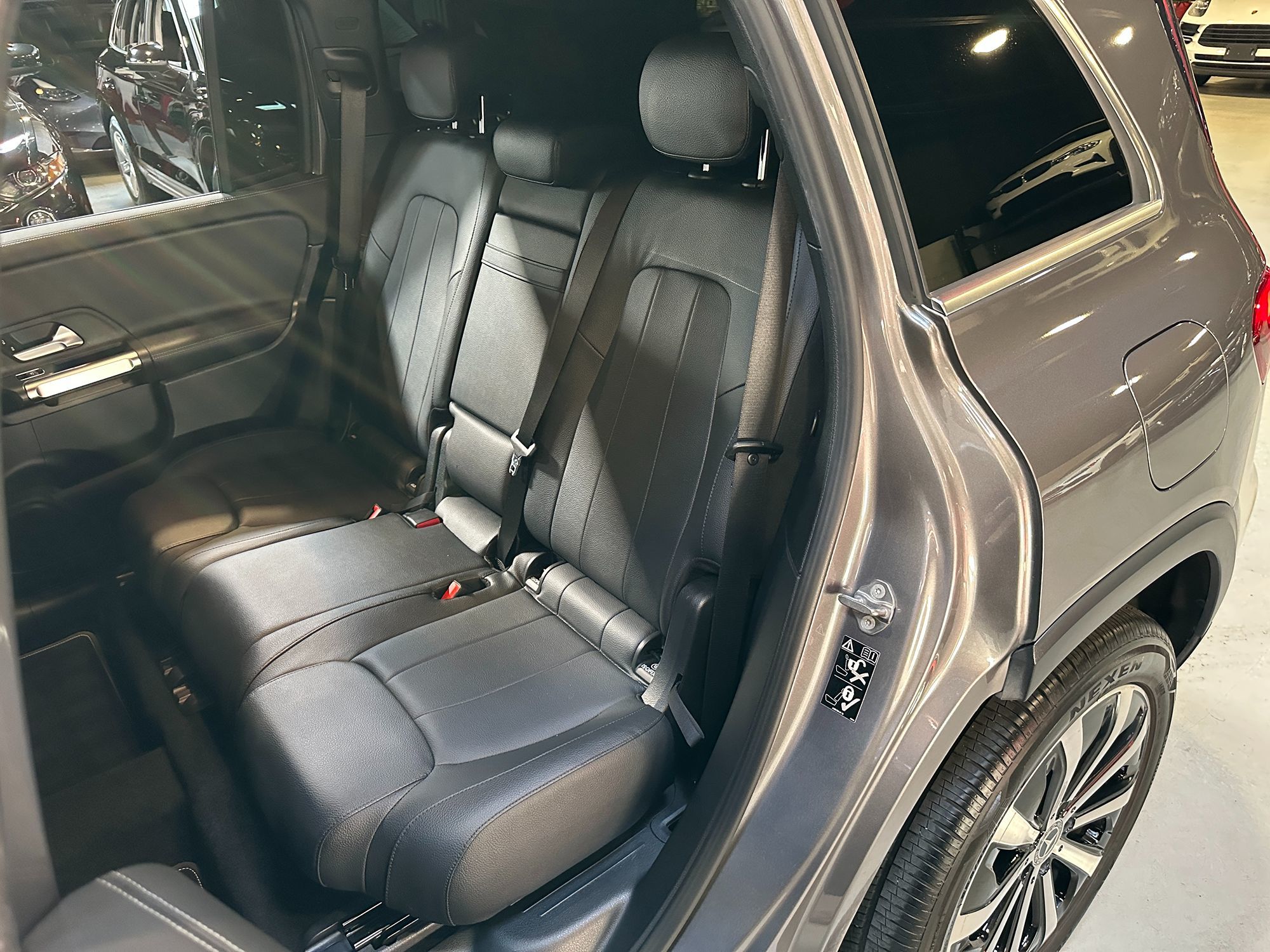 2021 Mercedes Benz GLB 250 4MATIC photo 24