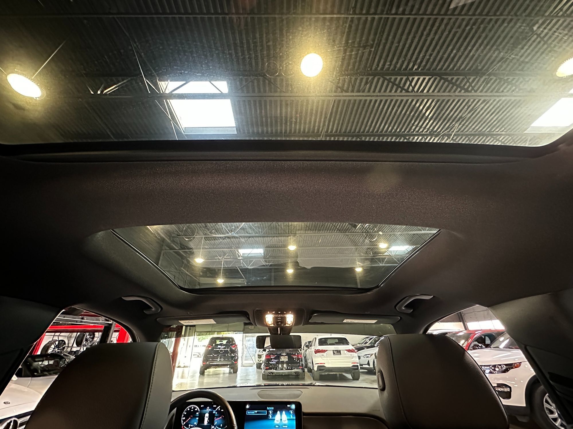2021 Mercedes Benz GLB 250 4MATIC photo 30