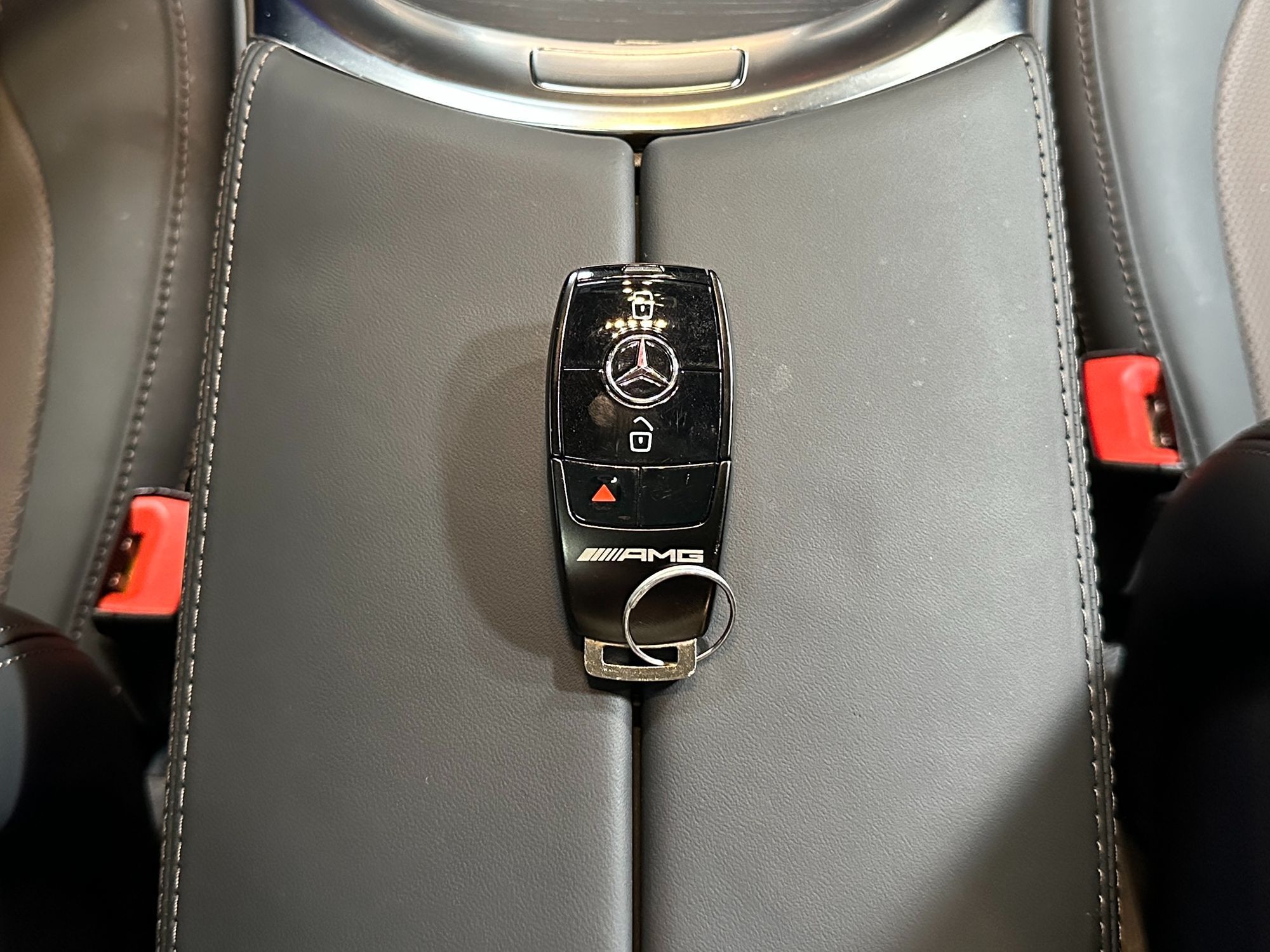 2025 Mercedes Benz G AMG 63 photo 31