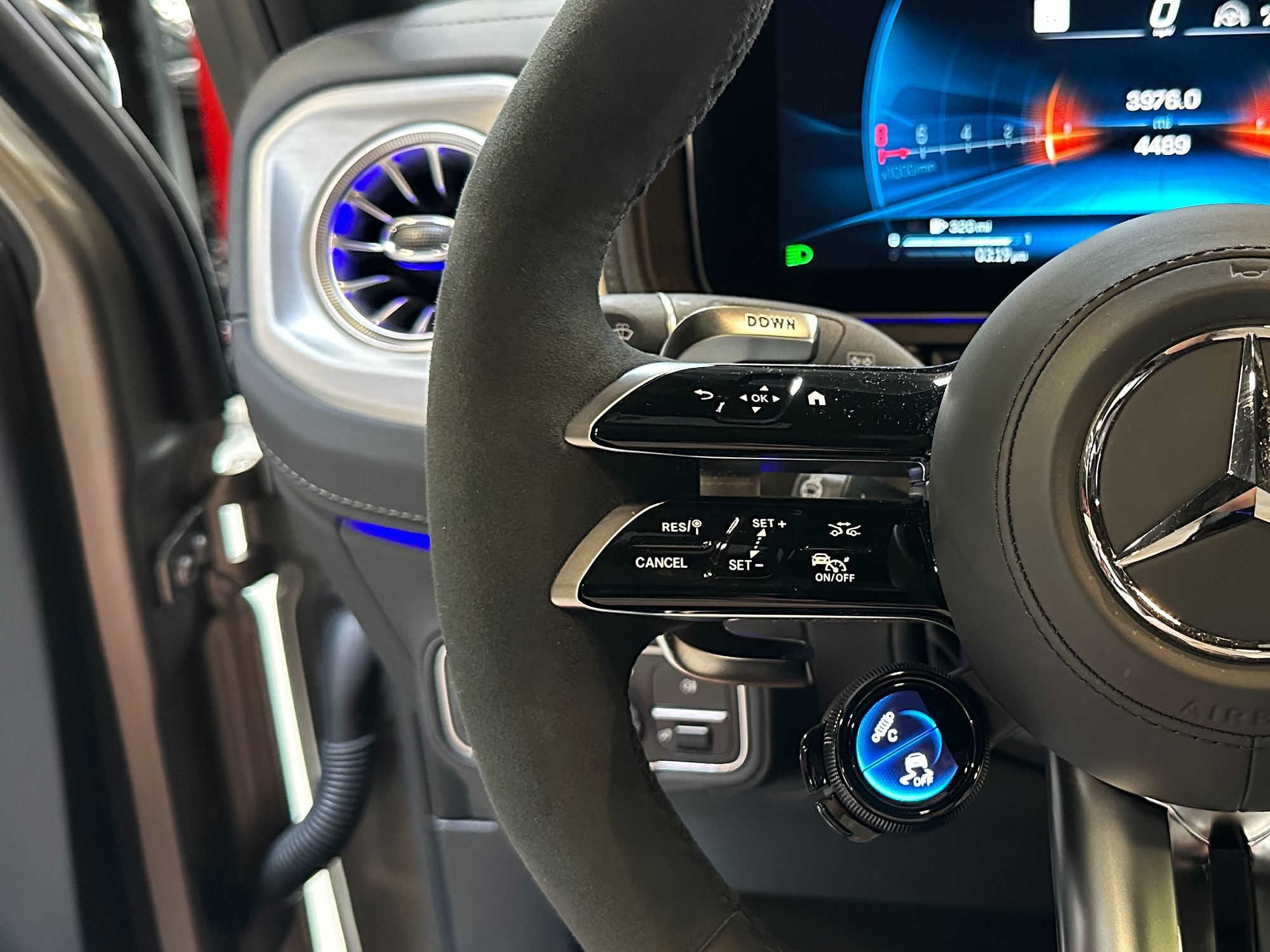 2025 Mercedes Benz G AMG 63 photo 17