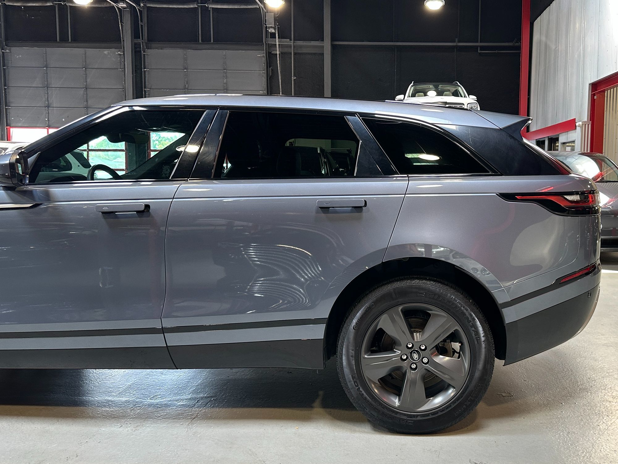 2022 Land Rover Range Rover Velar P250 S photo 3