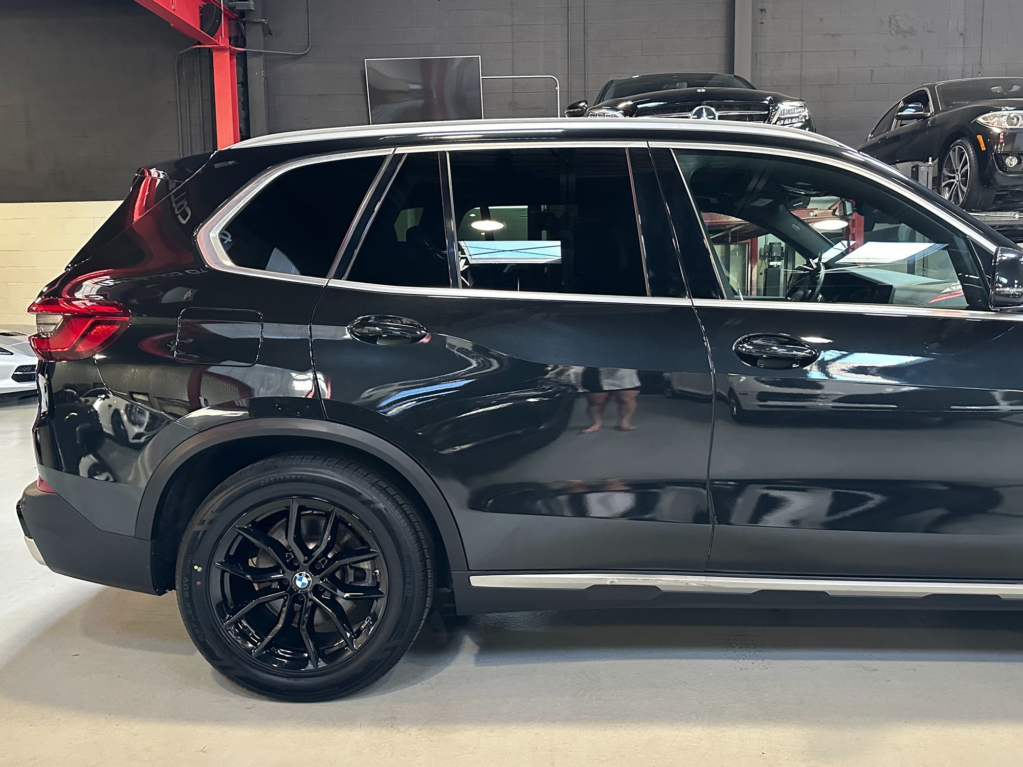 Photo 9 of this BMW X5