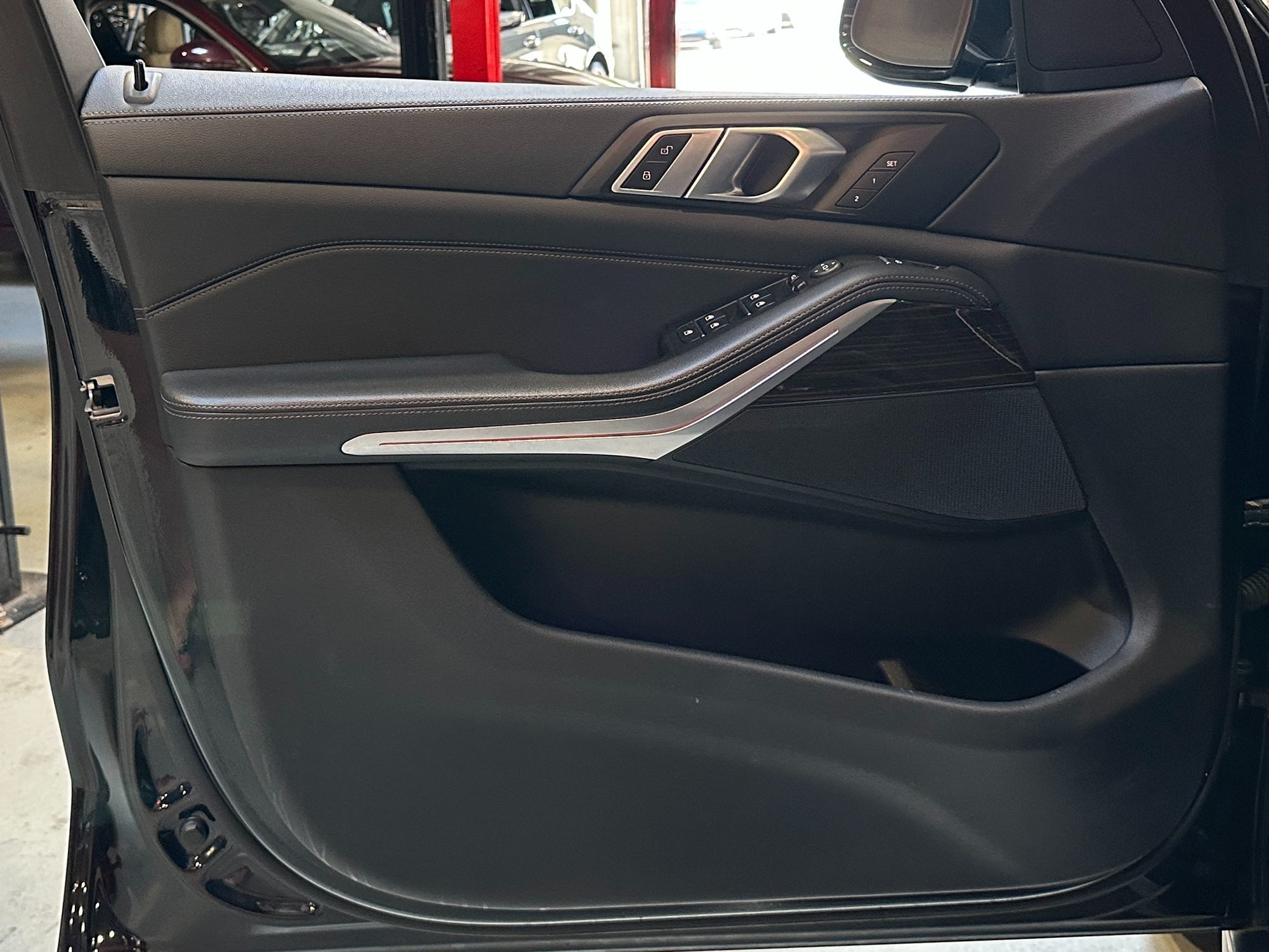 Photo 15 of this BMW X5