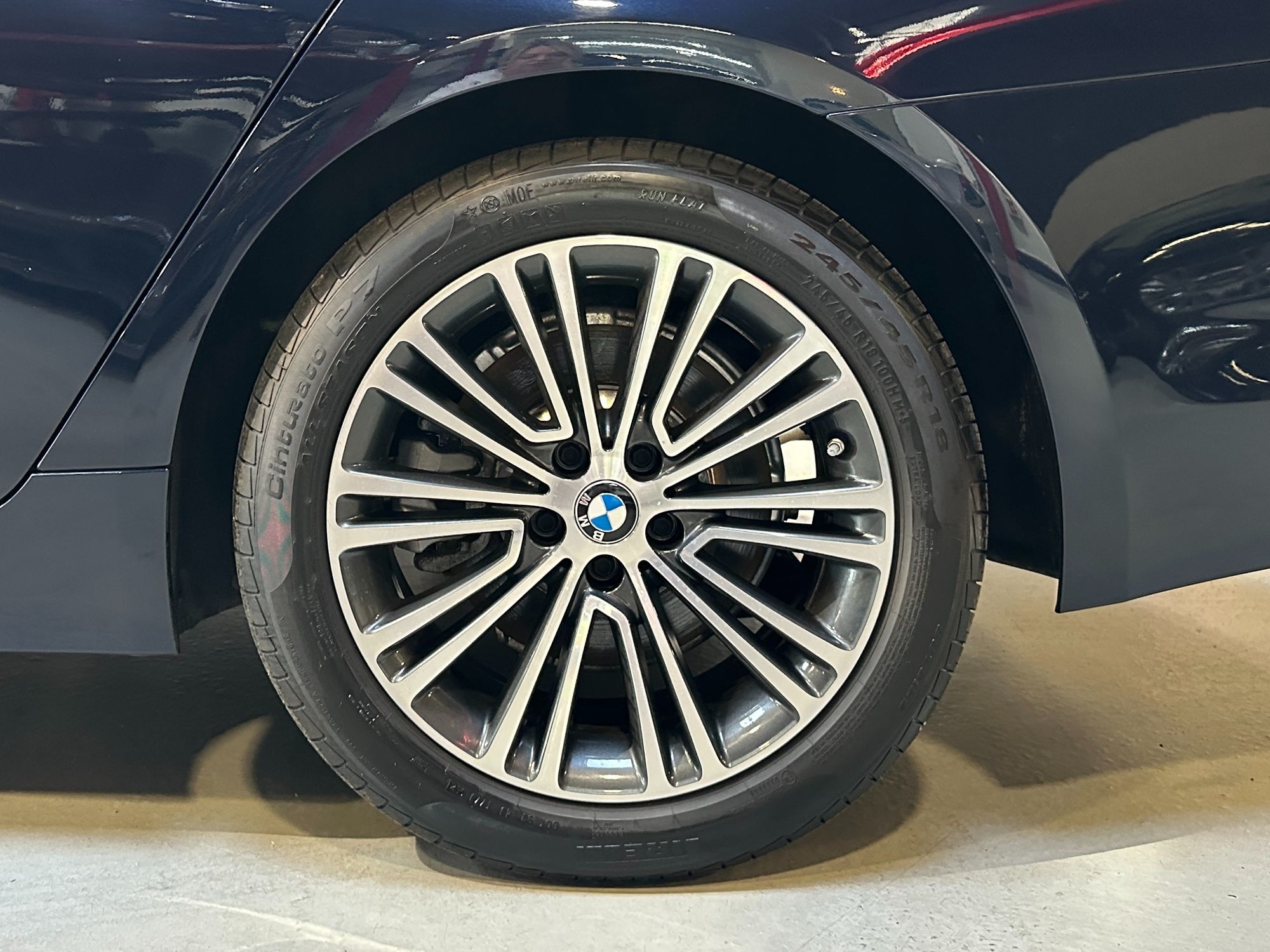 2020 Bmw 530i xDrive Sedan photo 4