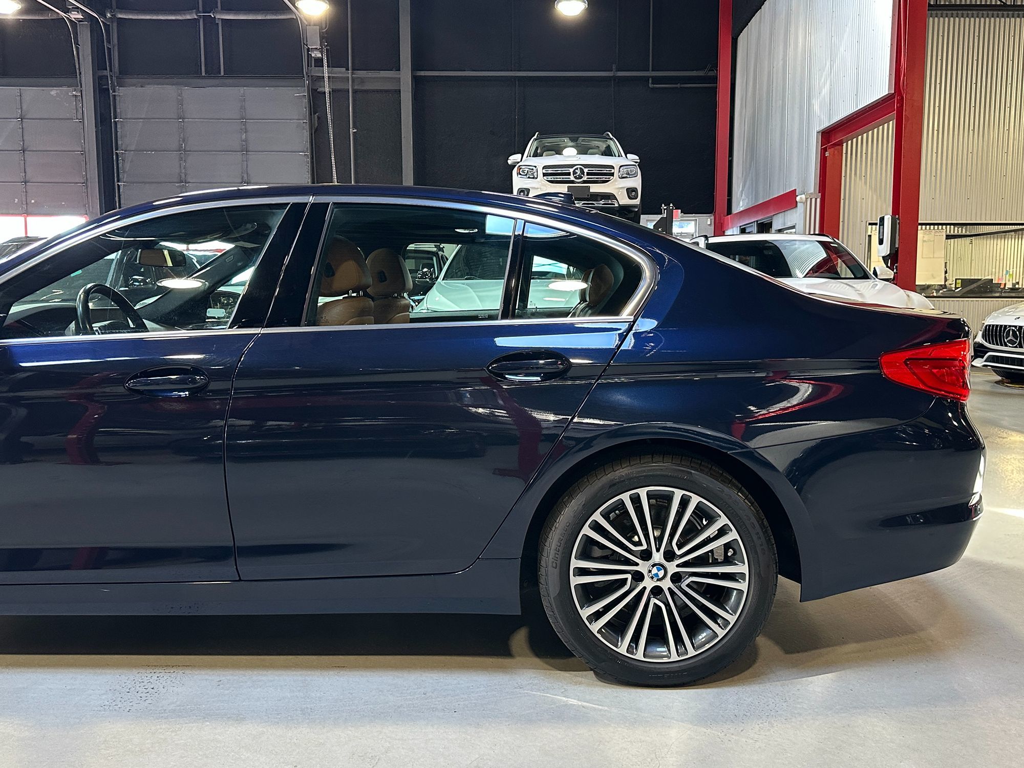 2020 Bmw 530i xDrive Sedan photo 3