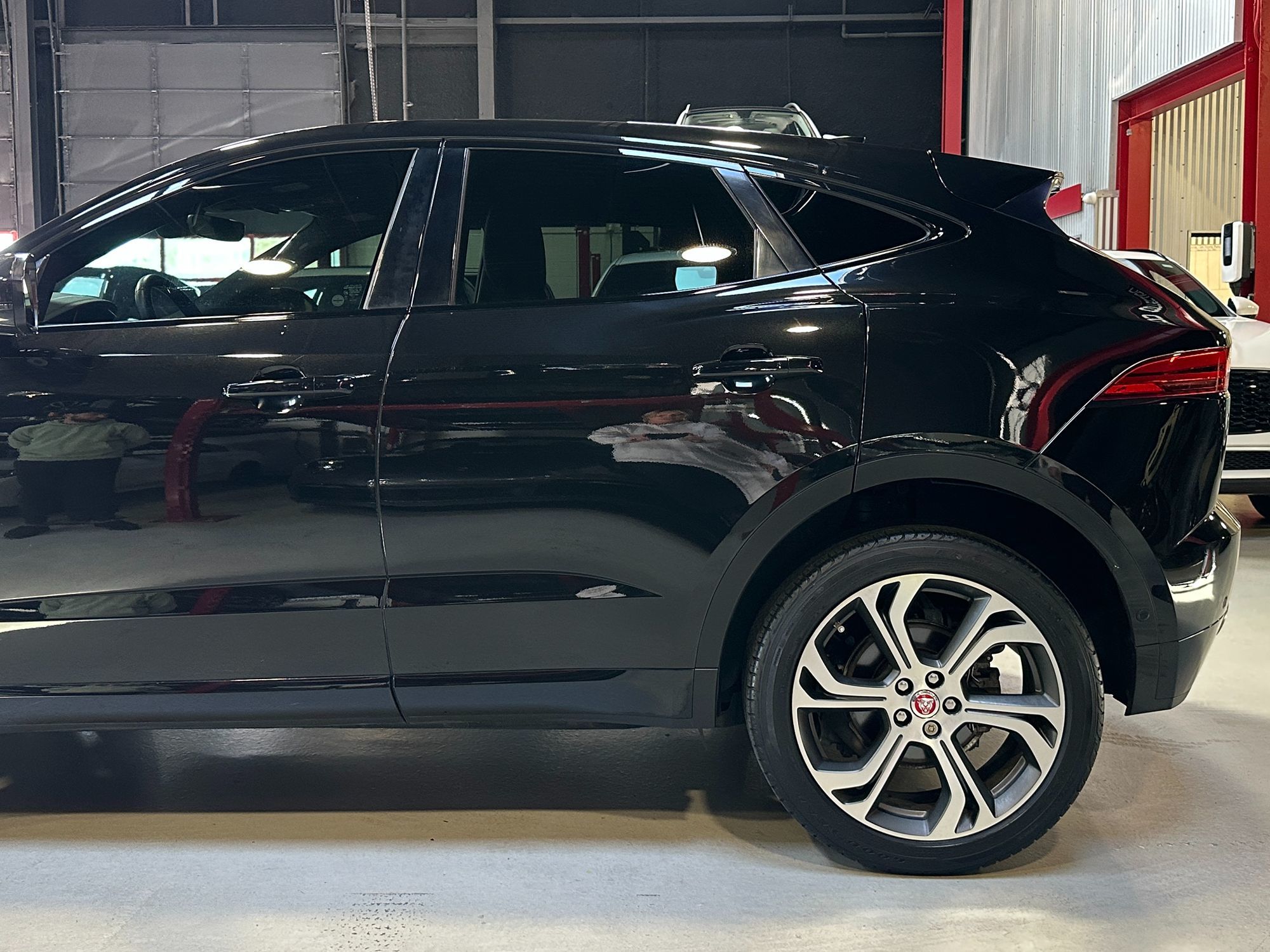 2018 Jaguar E-PACE First Edition photo 3