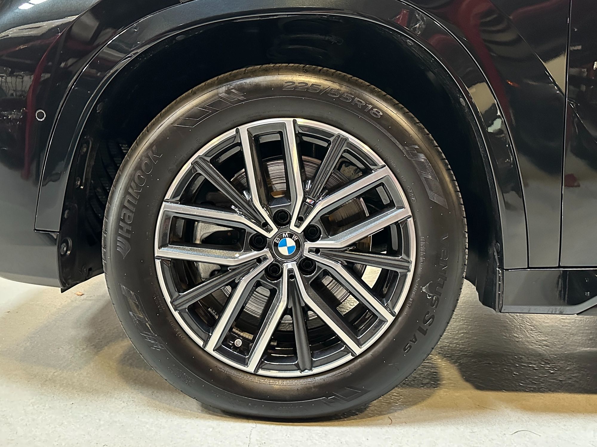 2025 Bmw X1 XDrive28i photo 3