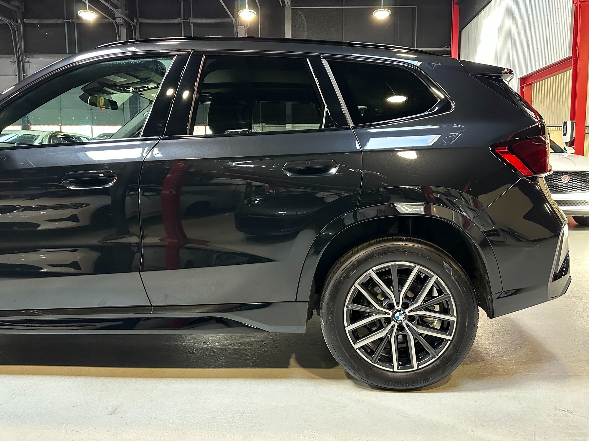 2025 Bmw X1 XDrive28i photo 4