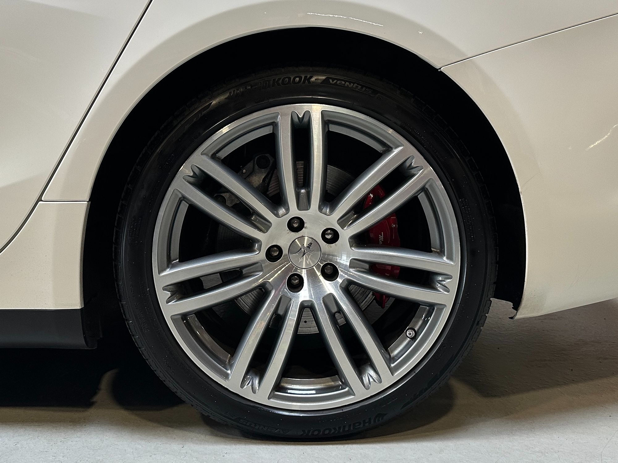Photo 5 of this Maserati Ghibli
