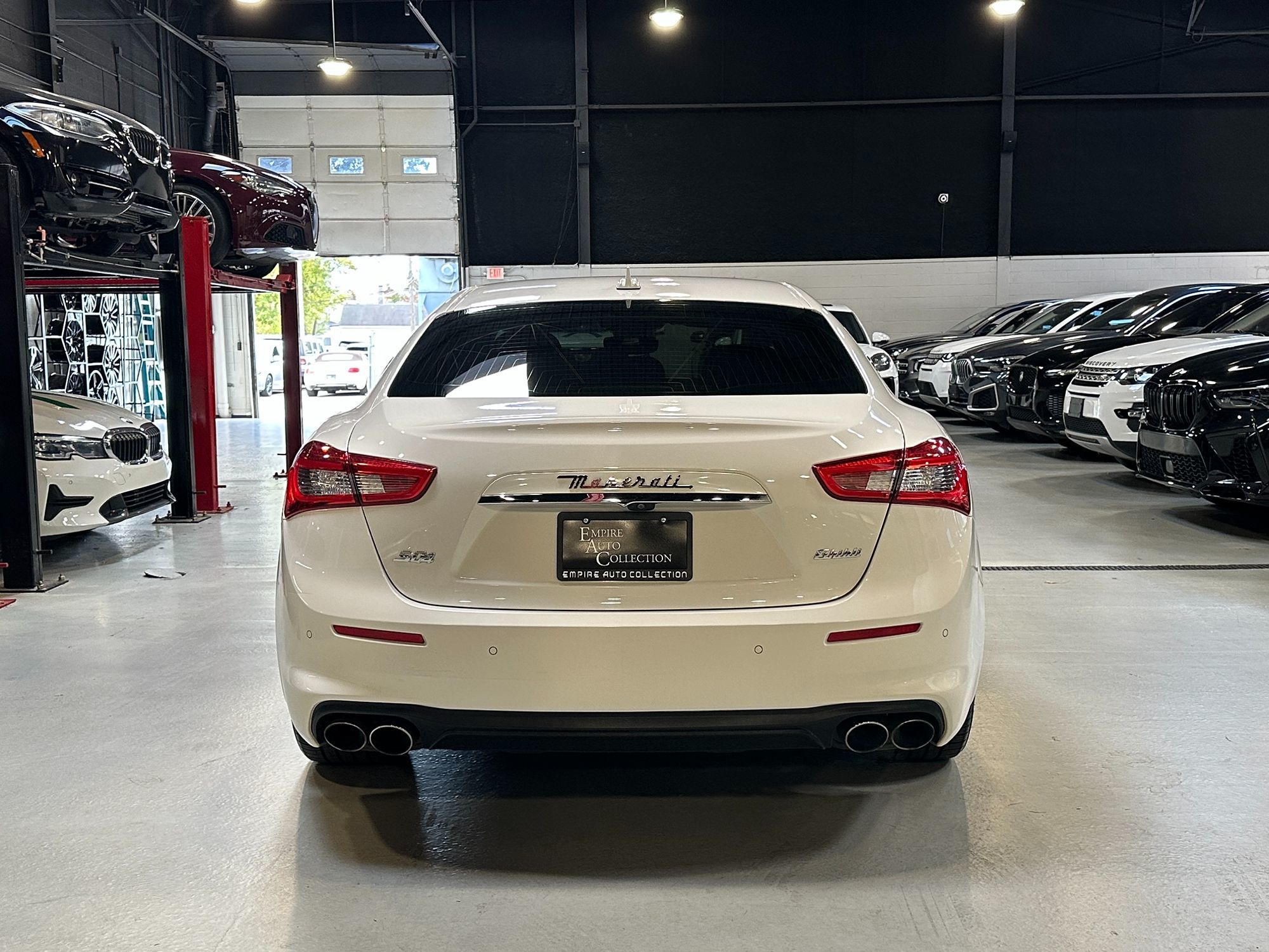 Photo 7 of this Maserati Ghibli