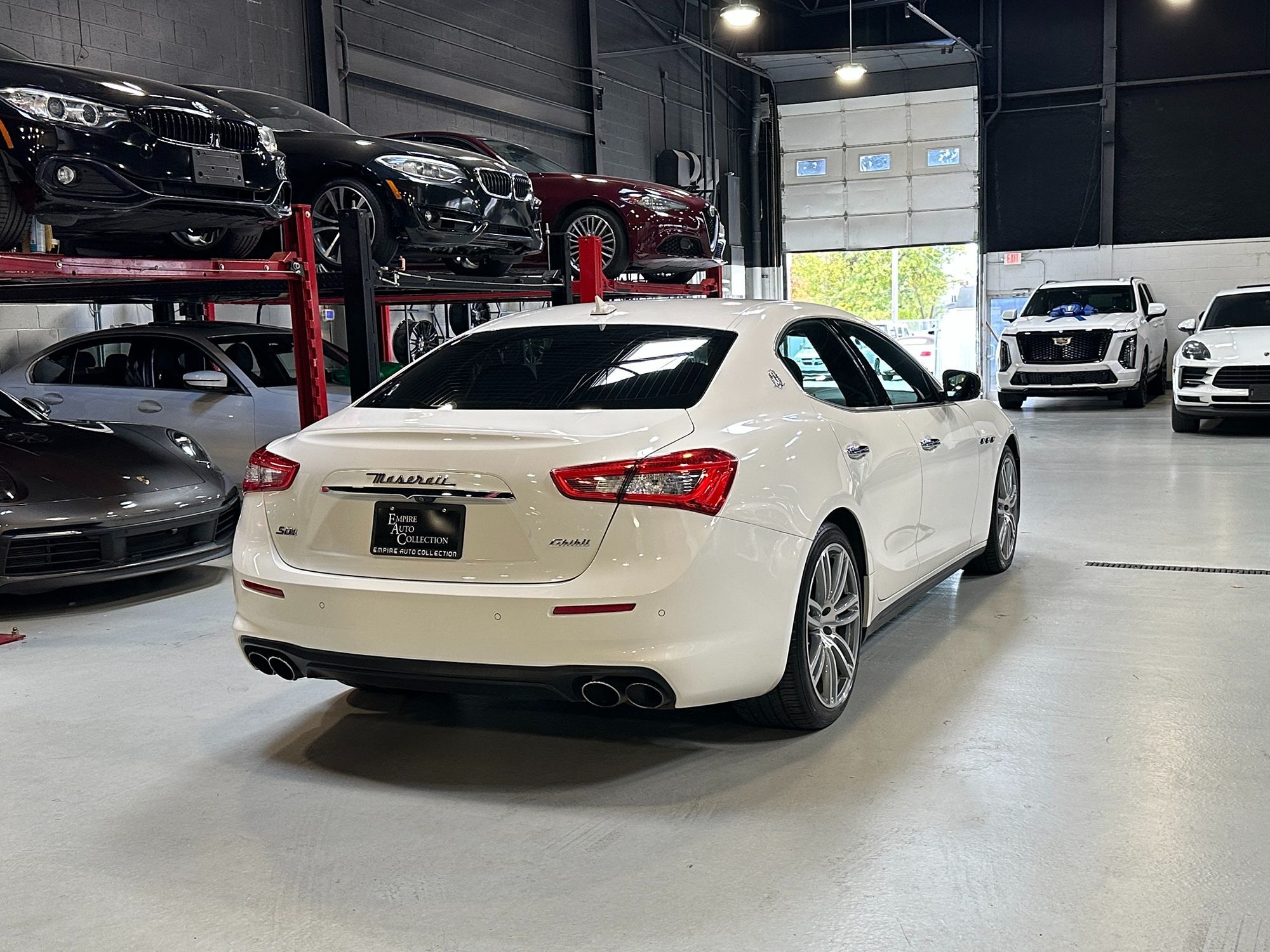 Photo 8 of this Maserati Ghibli