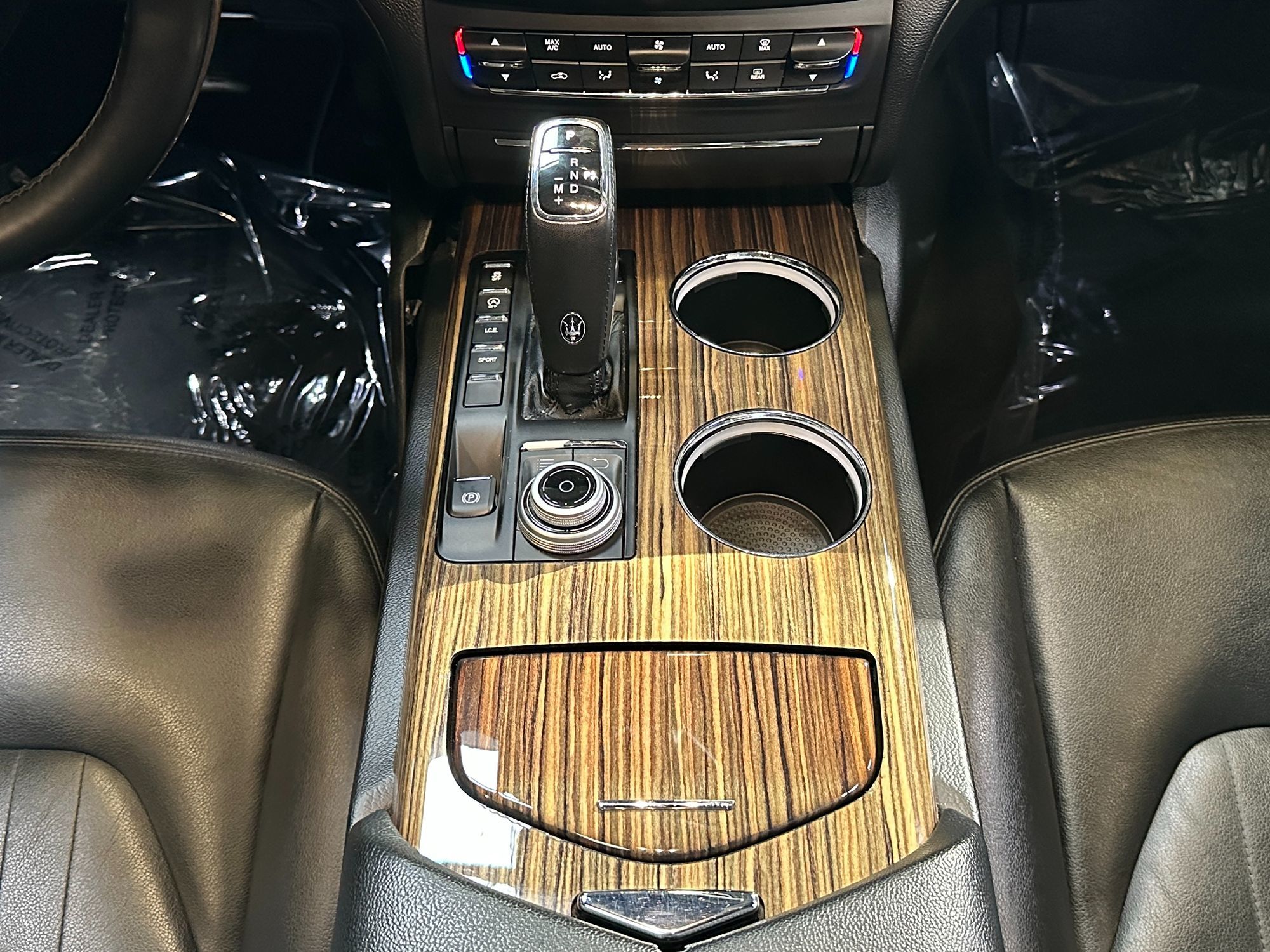 Photo 23 of this Maserati Ghibli