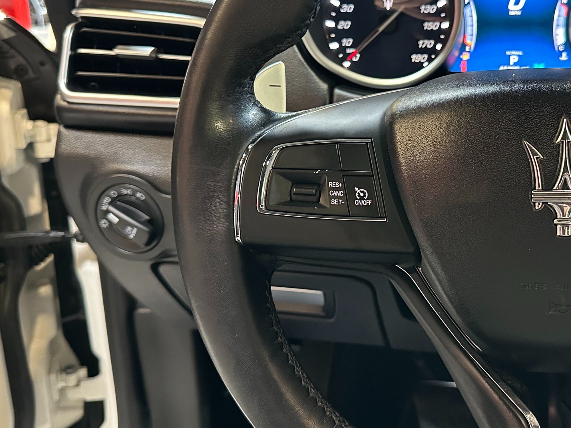 Photo 20 of this Maserati Ghibli