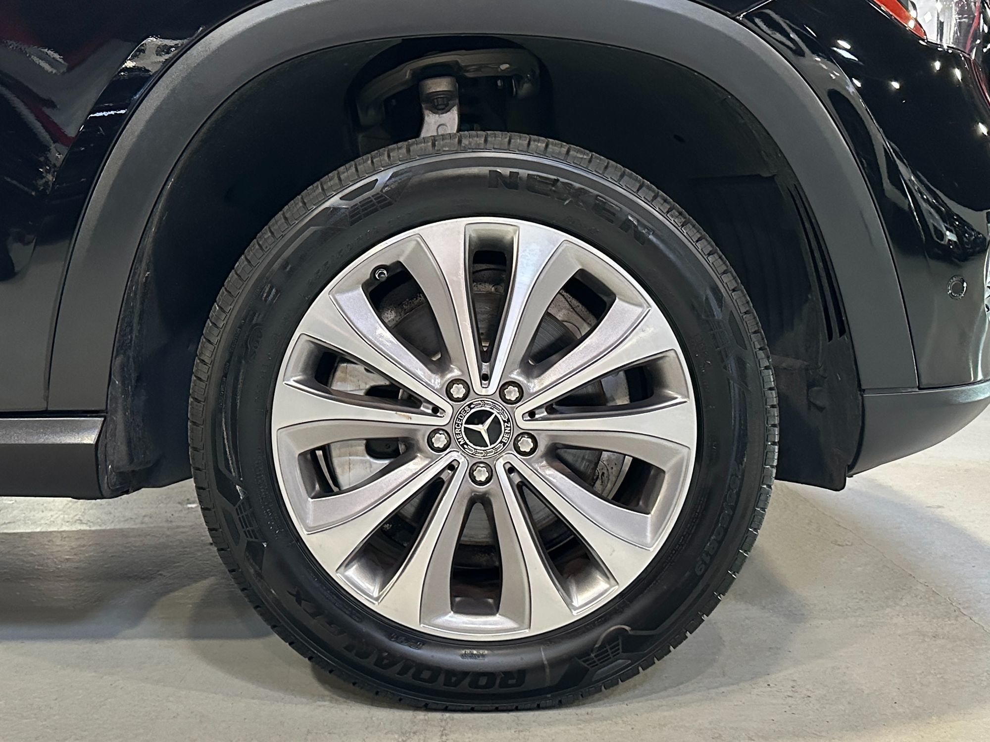 Photo 12 of this Mercedes-Benz GLE 350