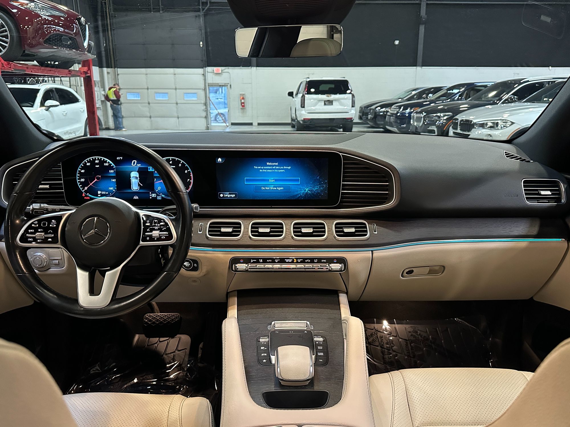 Photo 24 of this Mercedes-Benz GLE 350