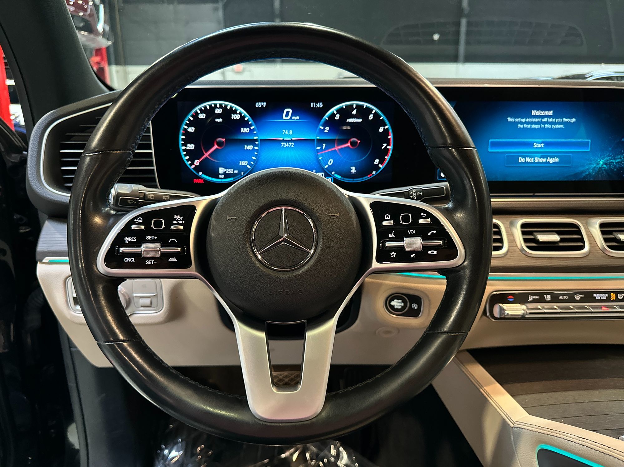 Photo 19 of this Mercedes-Benz GLE 350