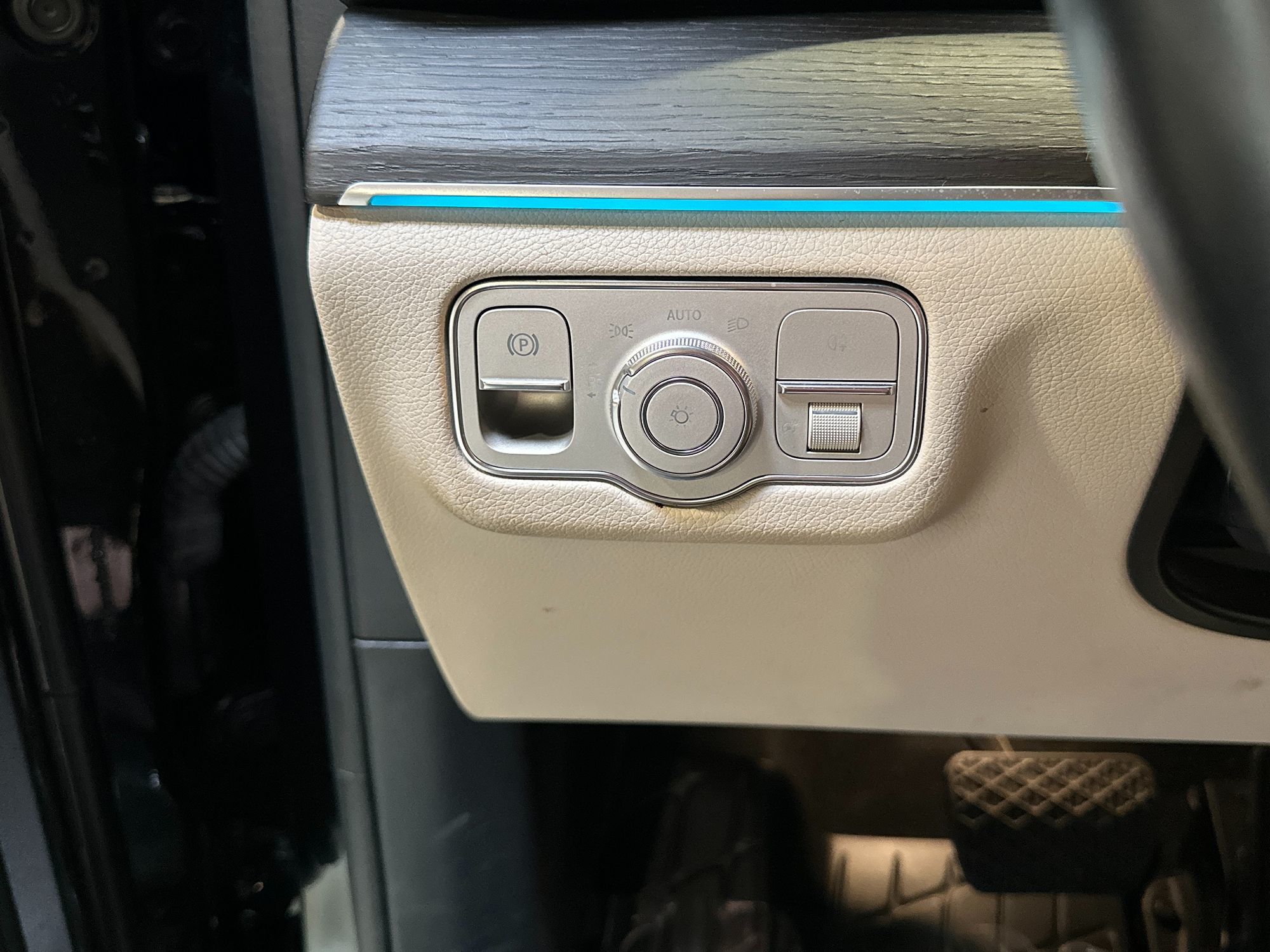 Photo 17 of this Mercedes-Benz GLE 350