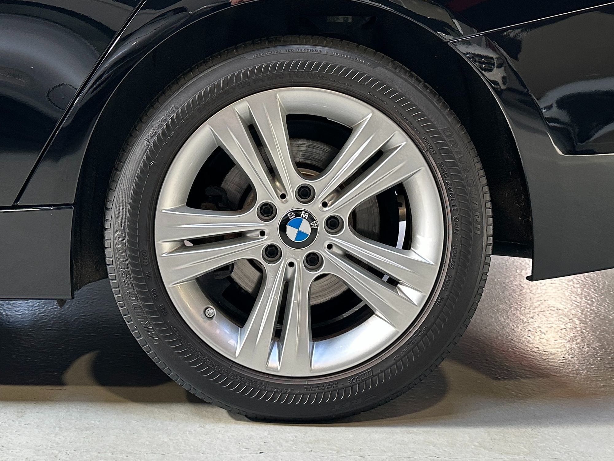 2017 Bmw 330i xDrive photo 3