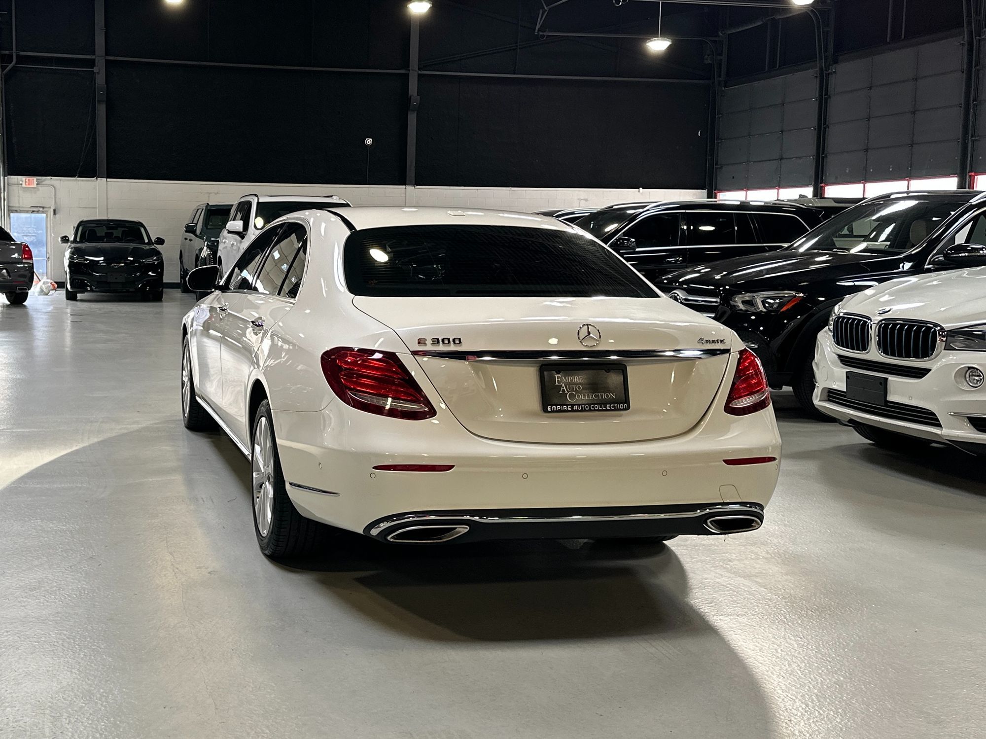 Photo 6 of this Mercedes-Benz E 300