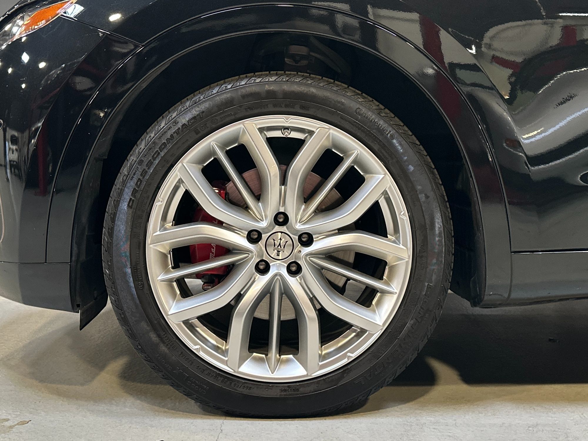 Photo 3 of this Maserati Levante