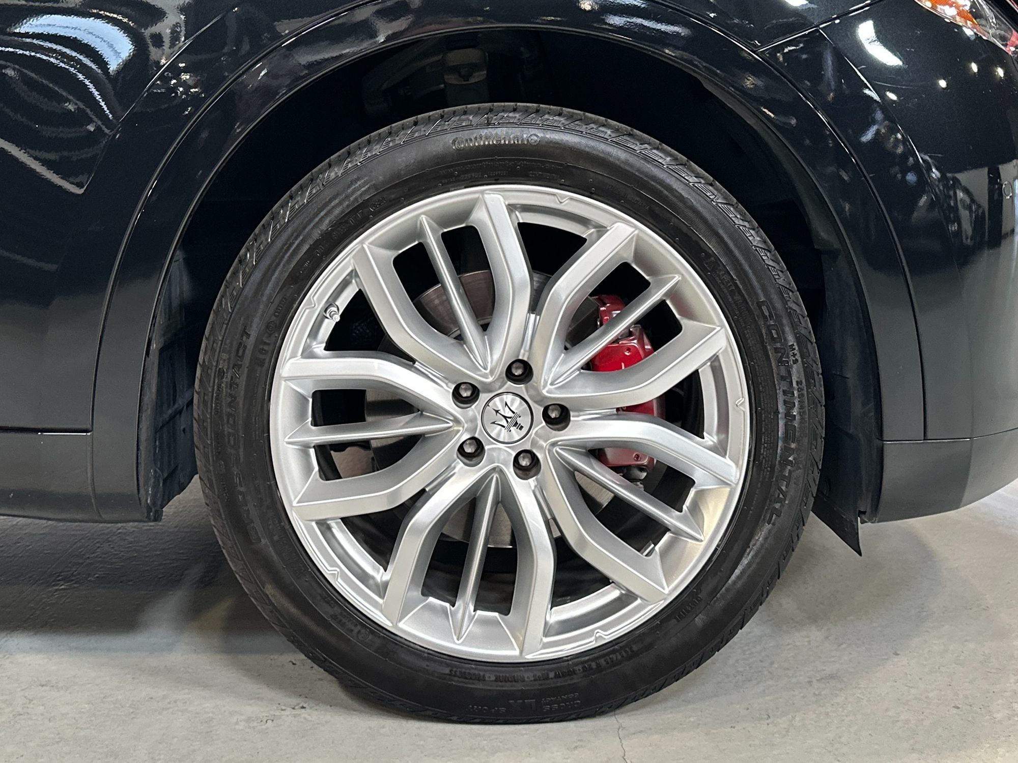 Photo 12 of this Maserati Levante