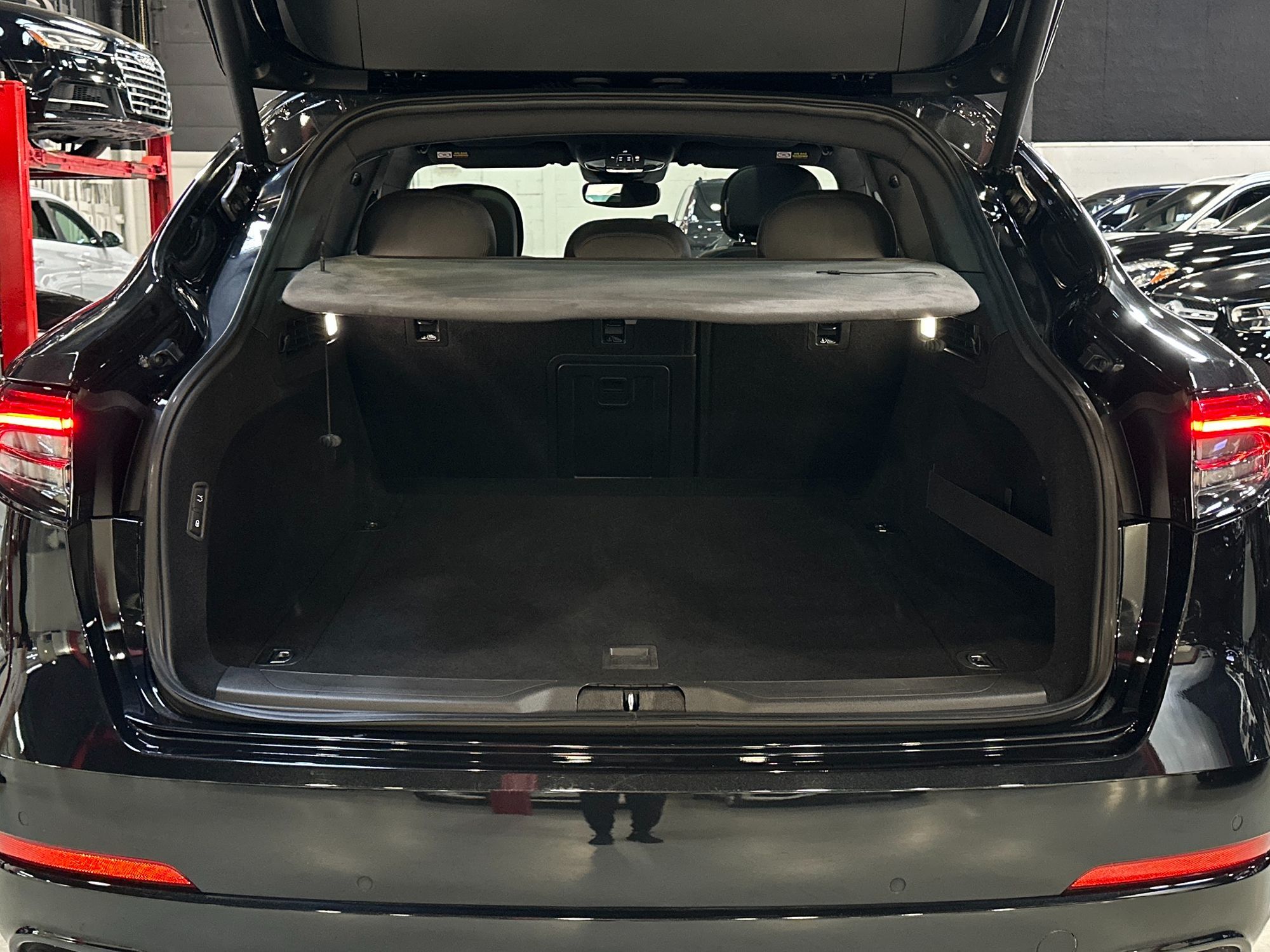 Photo 32 of this Maserati Levante