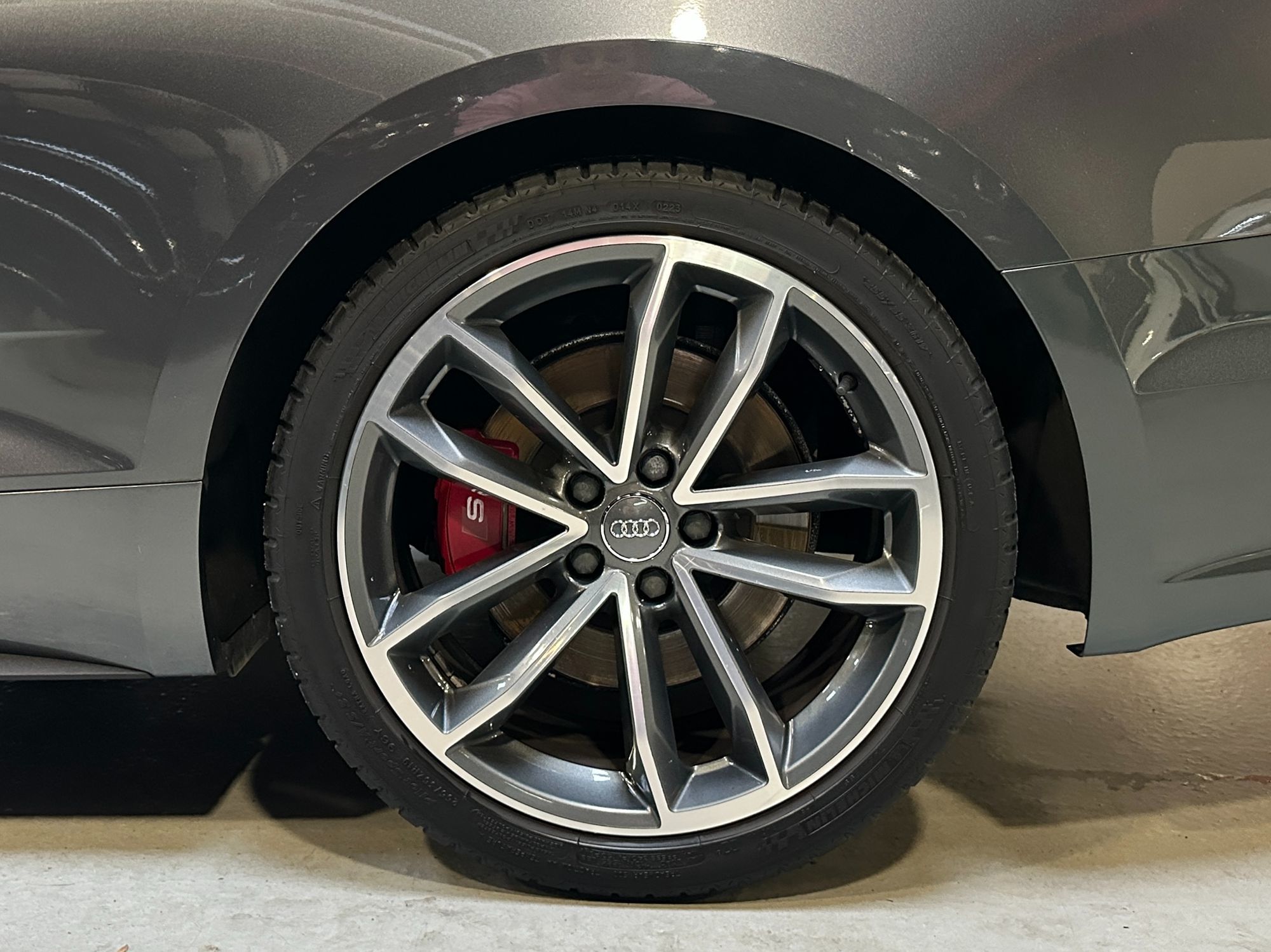 Photo 6 of this Audi S5 Coupe