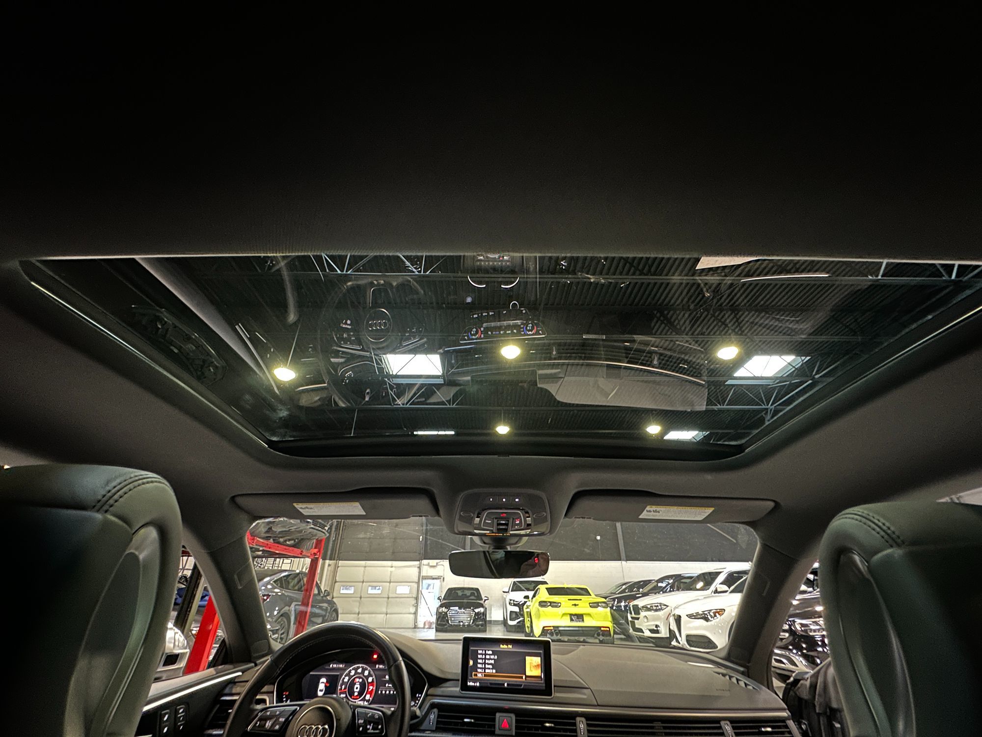 Photo 30 of this Audi S5 Coupe