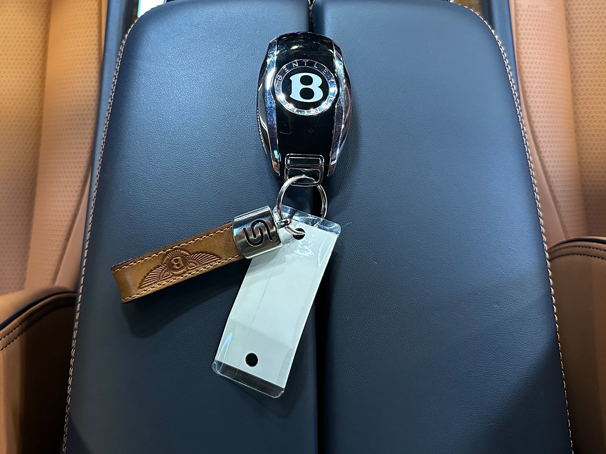 Photo 34 of this Bentley Bentayga