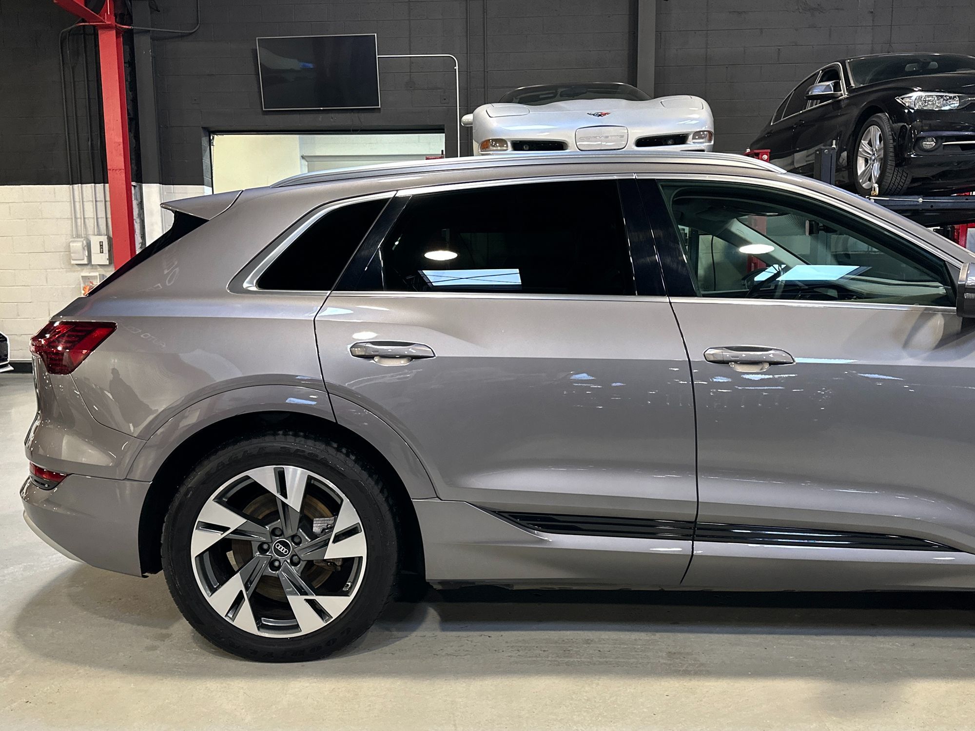 Photo 9 of this Audi e-tron