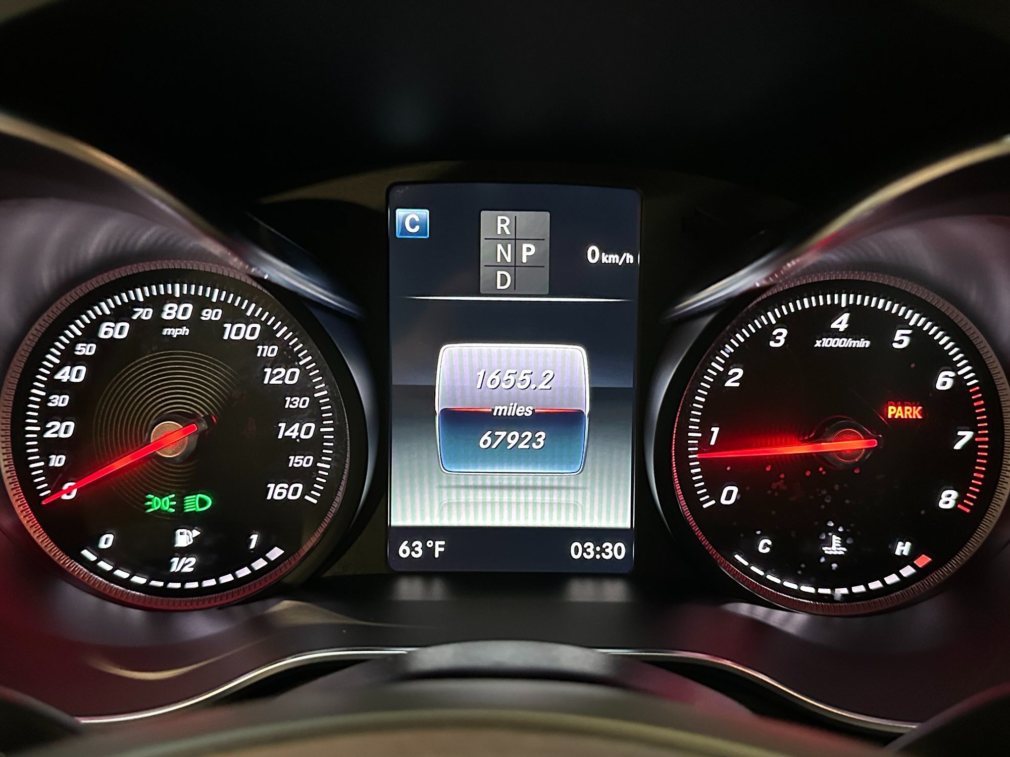 Photo 18 of this Mercedes-Benz GLC 300