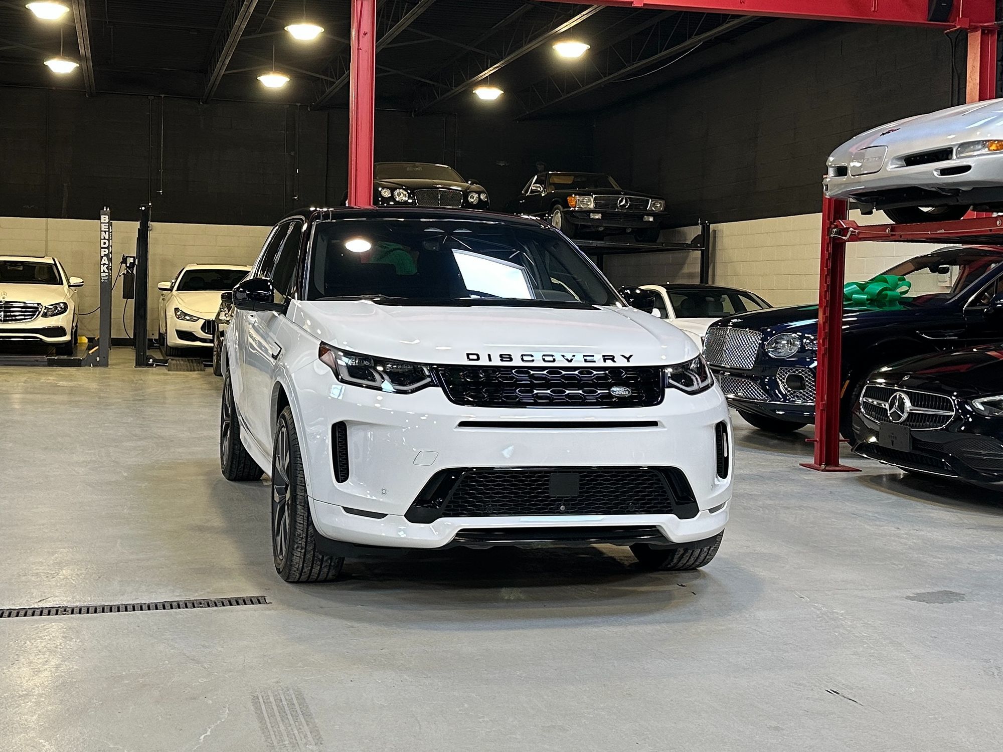 Photo 11 of this Land Rover Discovery Sport