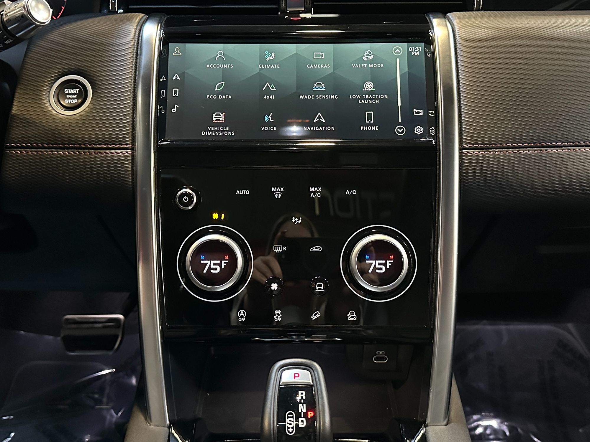 Photo 21 of this Land Rover Discovery Sport