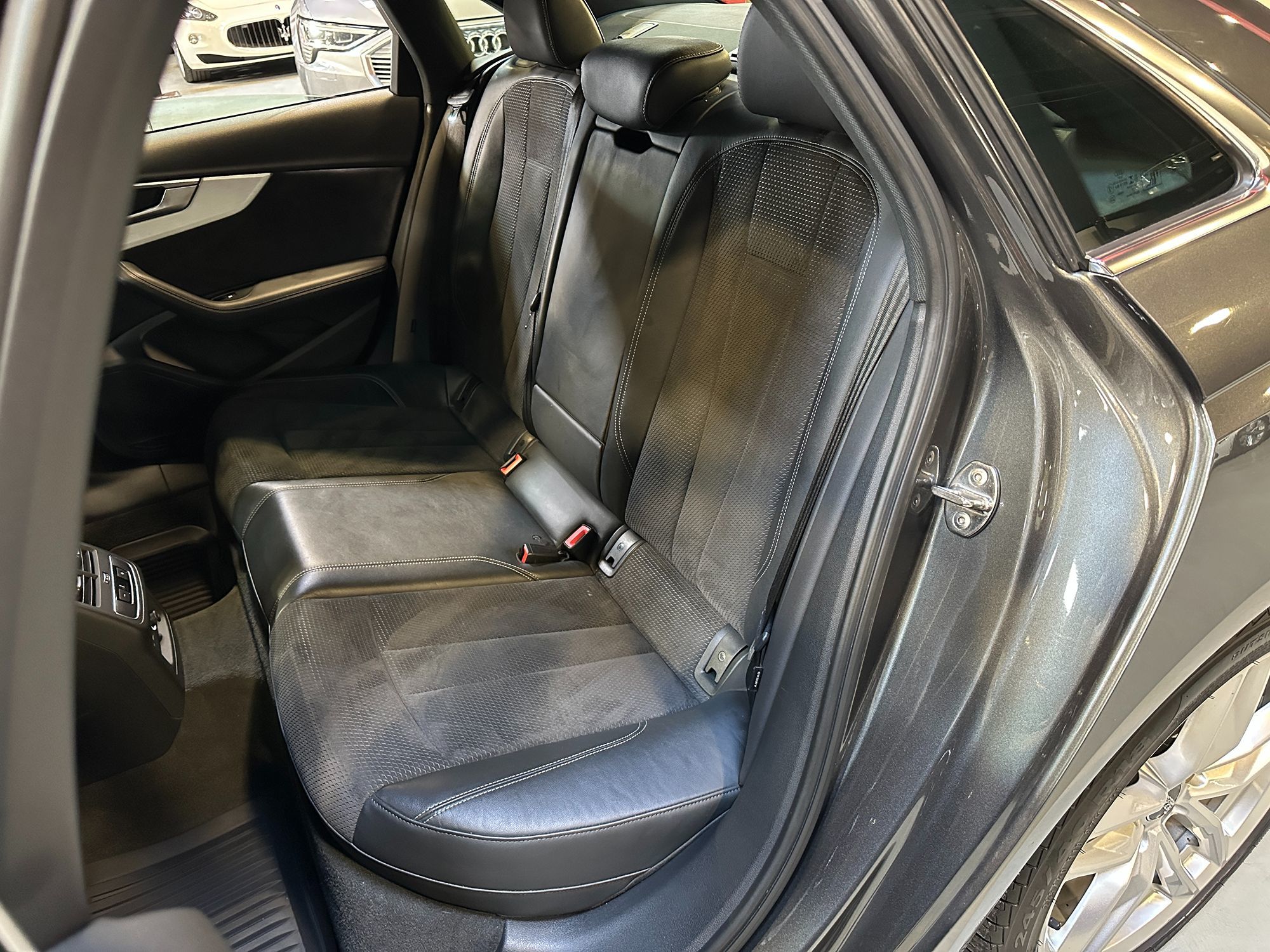 Photo 24 of this Audi A4 Sedan