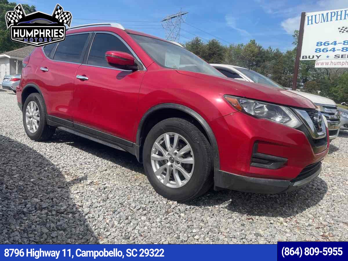 2017 Nissan Rogue SV FWD's photo